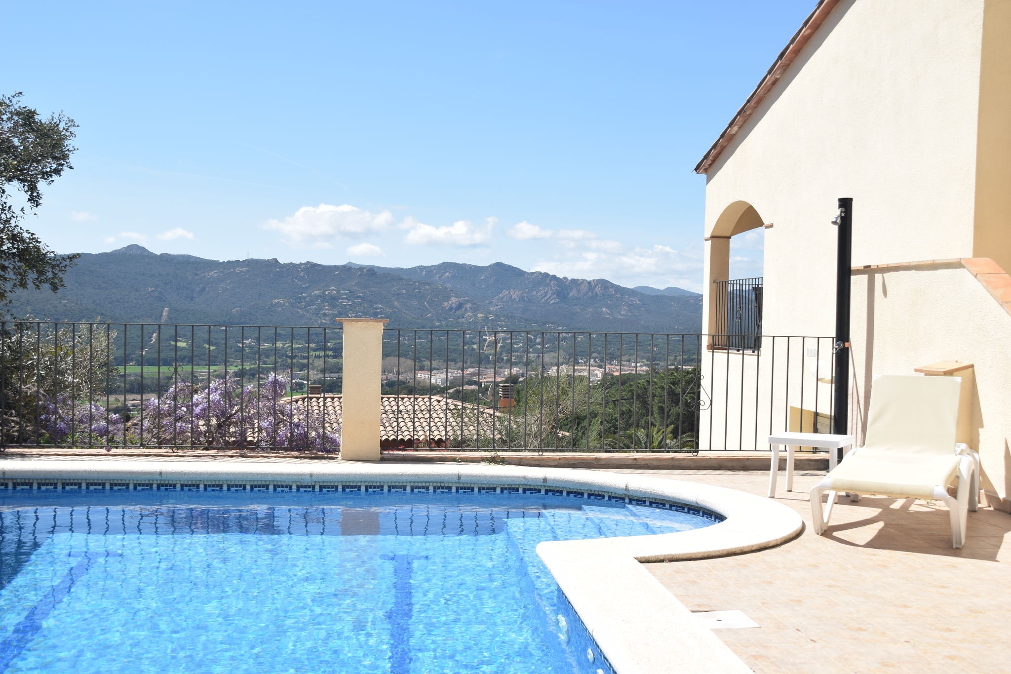 Wunderschöne Villa in Santa Cristina d'Aro mit Swimmingpool