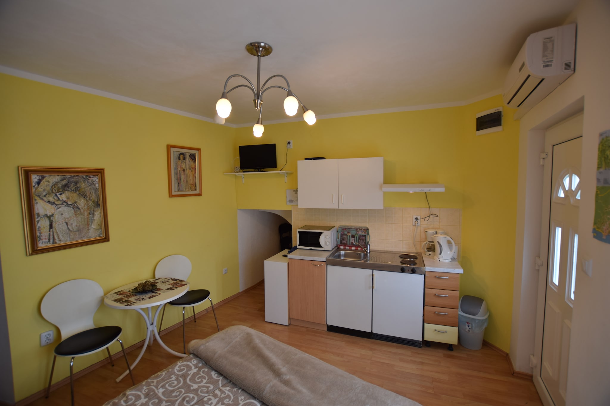 Kestenovi D Studio Apartment A6 - Küche