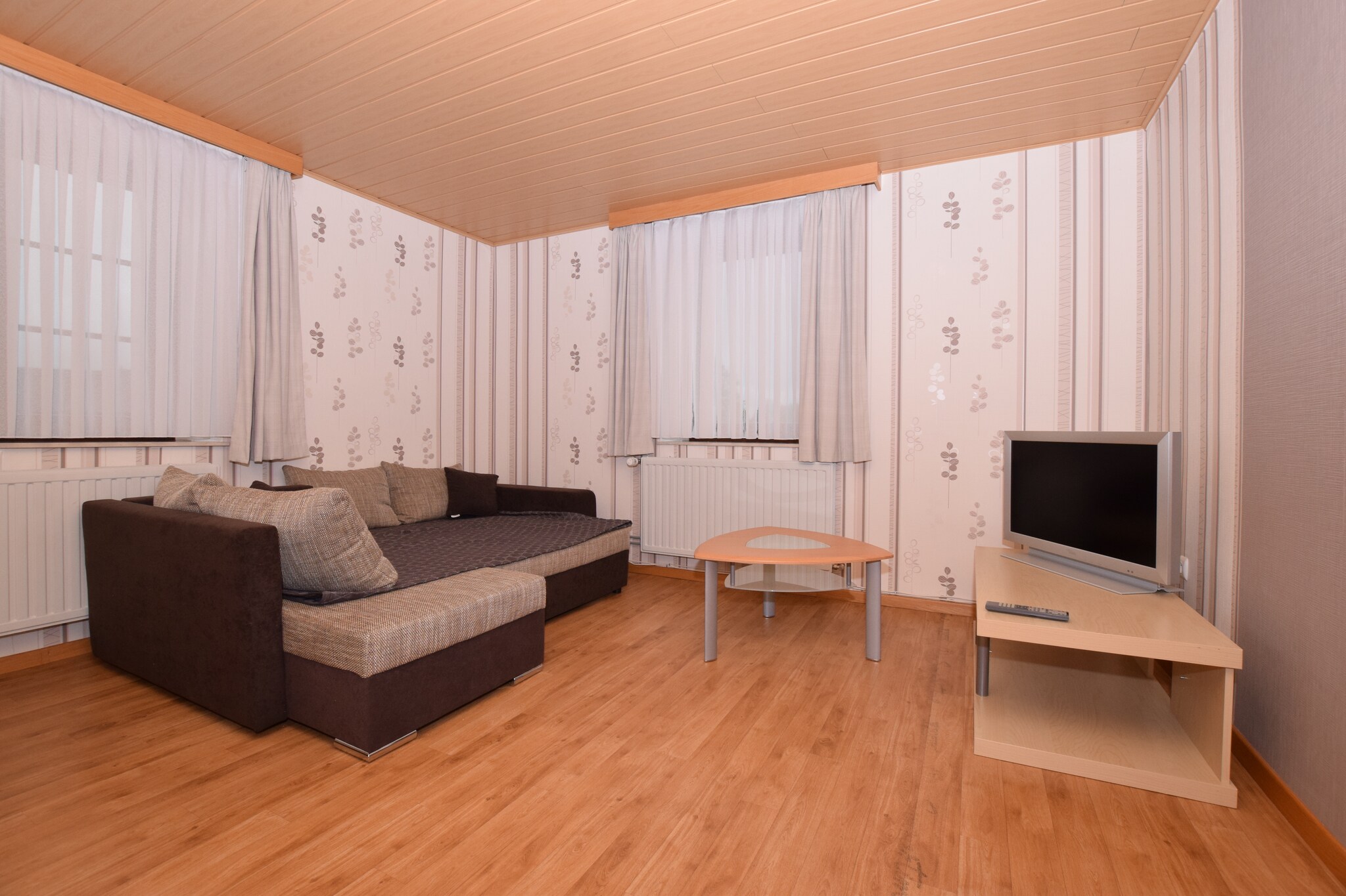 Cosy Apartment in Born with Terrace and Garden