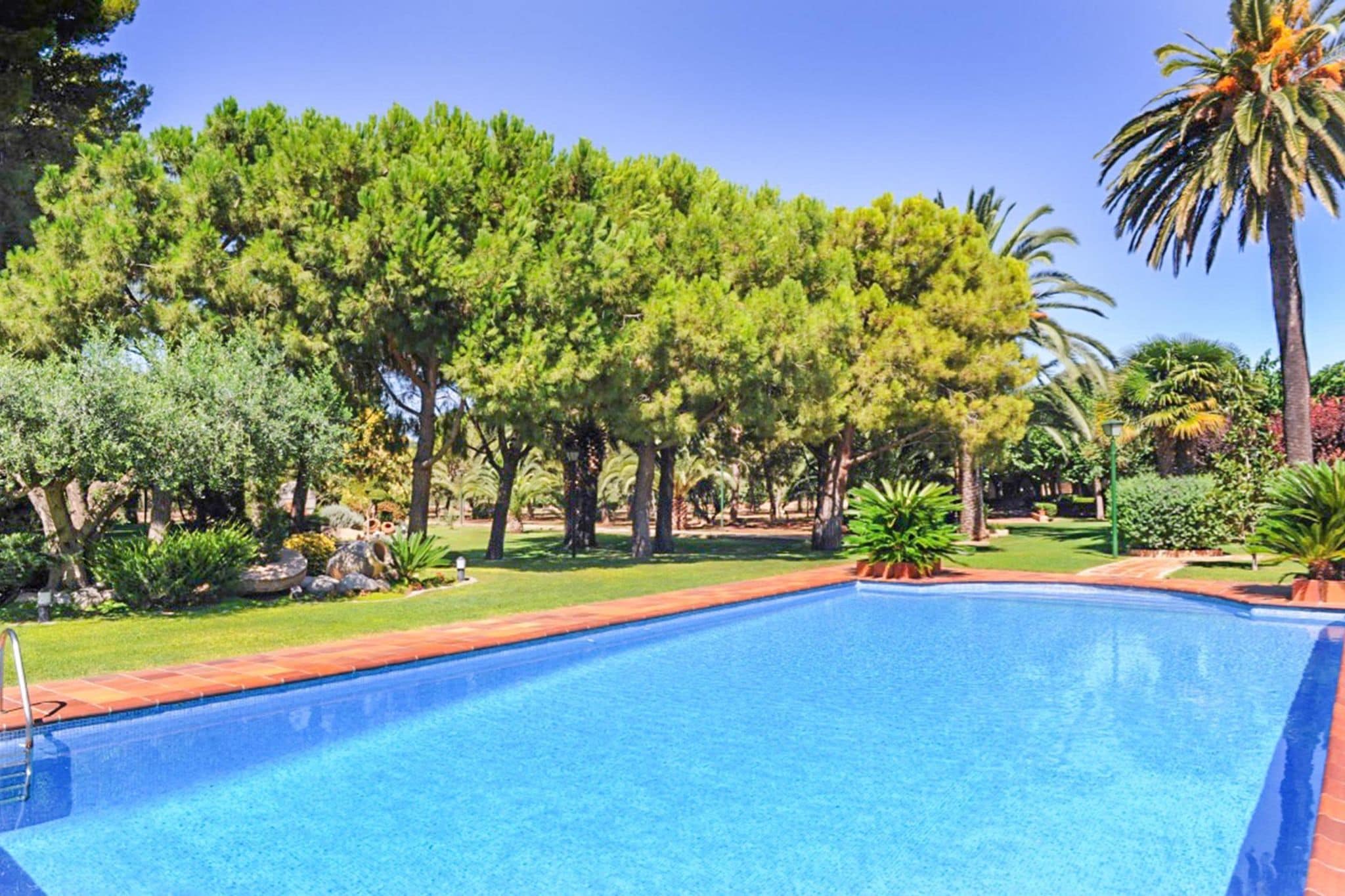 Prachtig vakantiehuis in Santal Oliva Costa met privézwembad