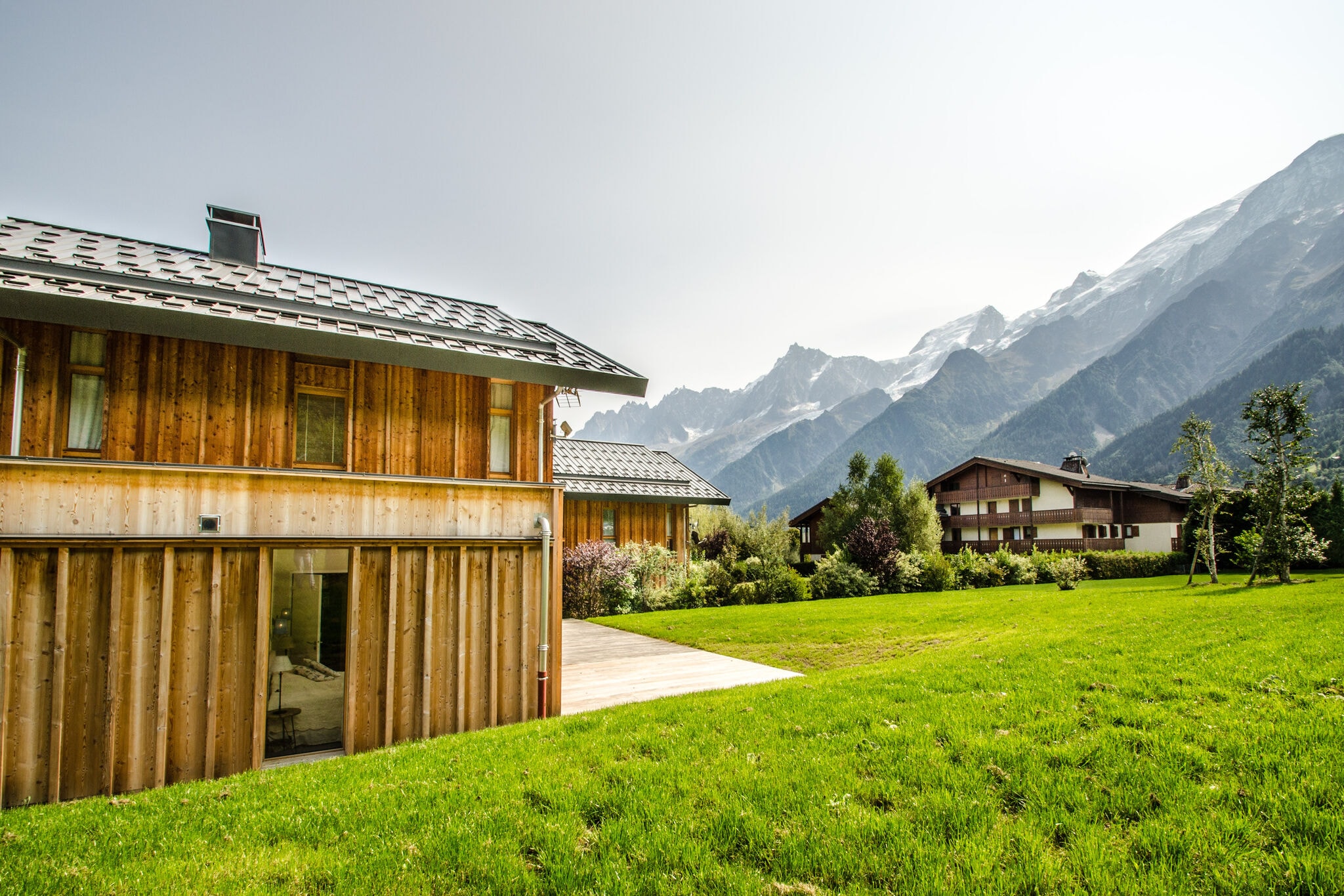 Mountain-View Chalet in Rhone Alpes with Terrace