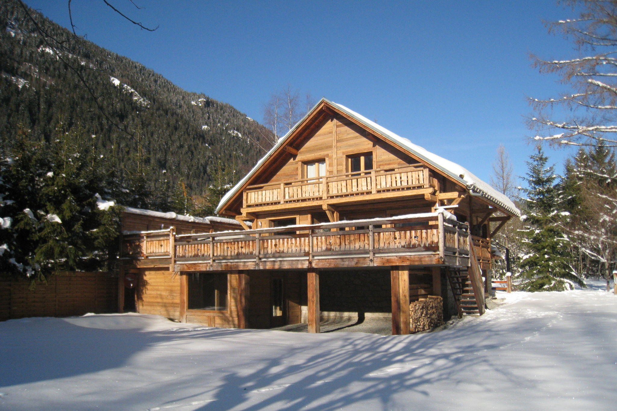 Luxuriöses Holzchalet in Chamonix mit Bergblick