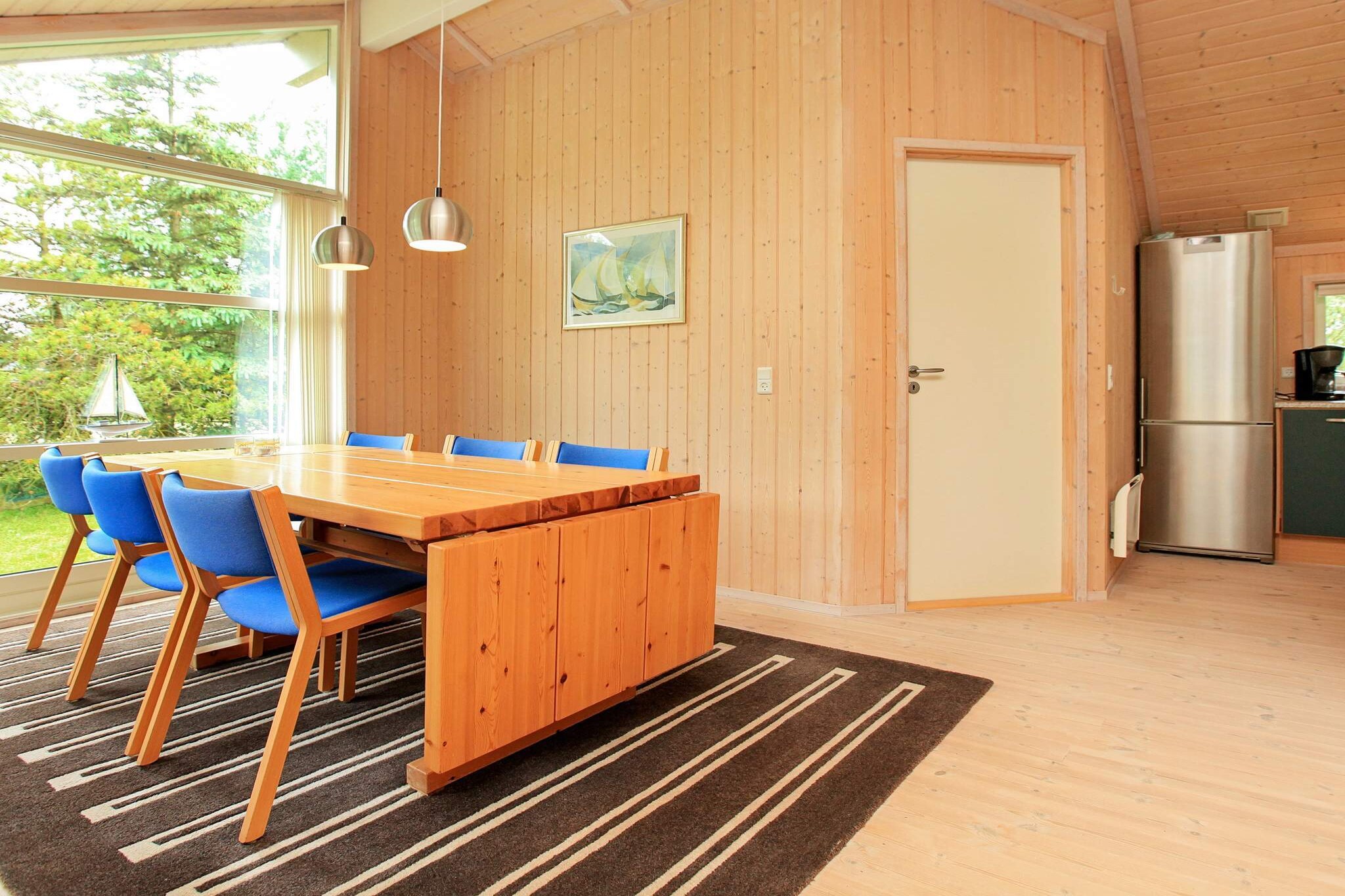 Internet Access DSL, open kitchen(cooker(electric), hood, coffee machine, dishwasher, fridge-freezer, washing machine), Living/bed room(double folding bed, TV(satellite, german television channels, danish TV channels (DR1 and TV2)), radio, high chair), bedroom(double bed, cot), bedroom(2x single bed), bathroom(floor heating)(bathtub or shower, washbasin, toilet), carport, heating(electric), terrace, terrace(roofed), BBQ, air to air heatpump