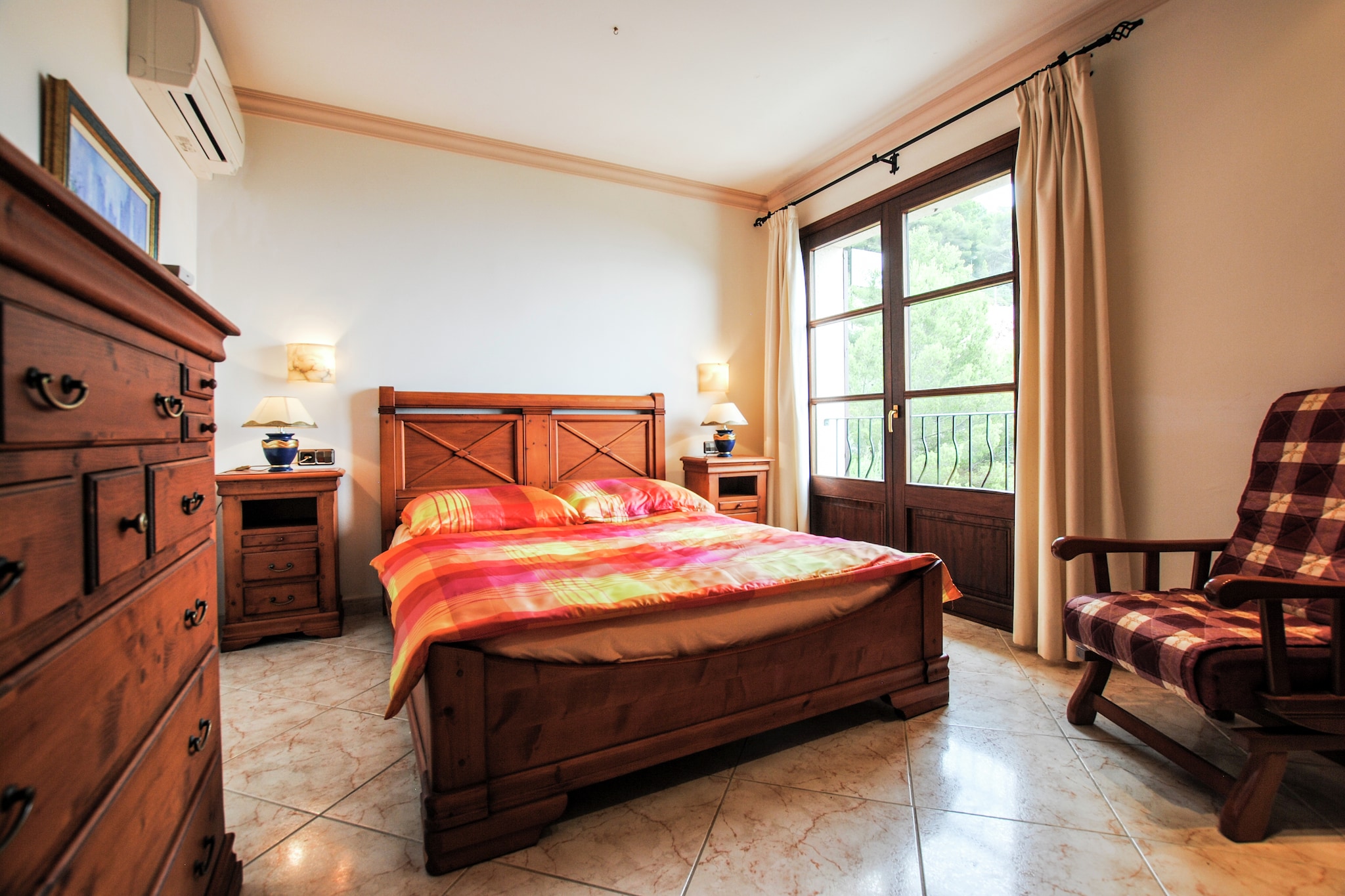 Wundeschönes & Nachhaltiges Casa Cap Vermell-Slaapkamer