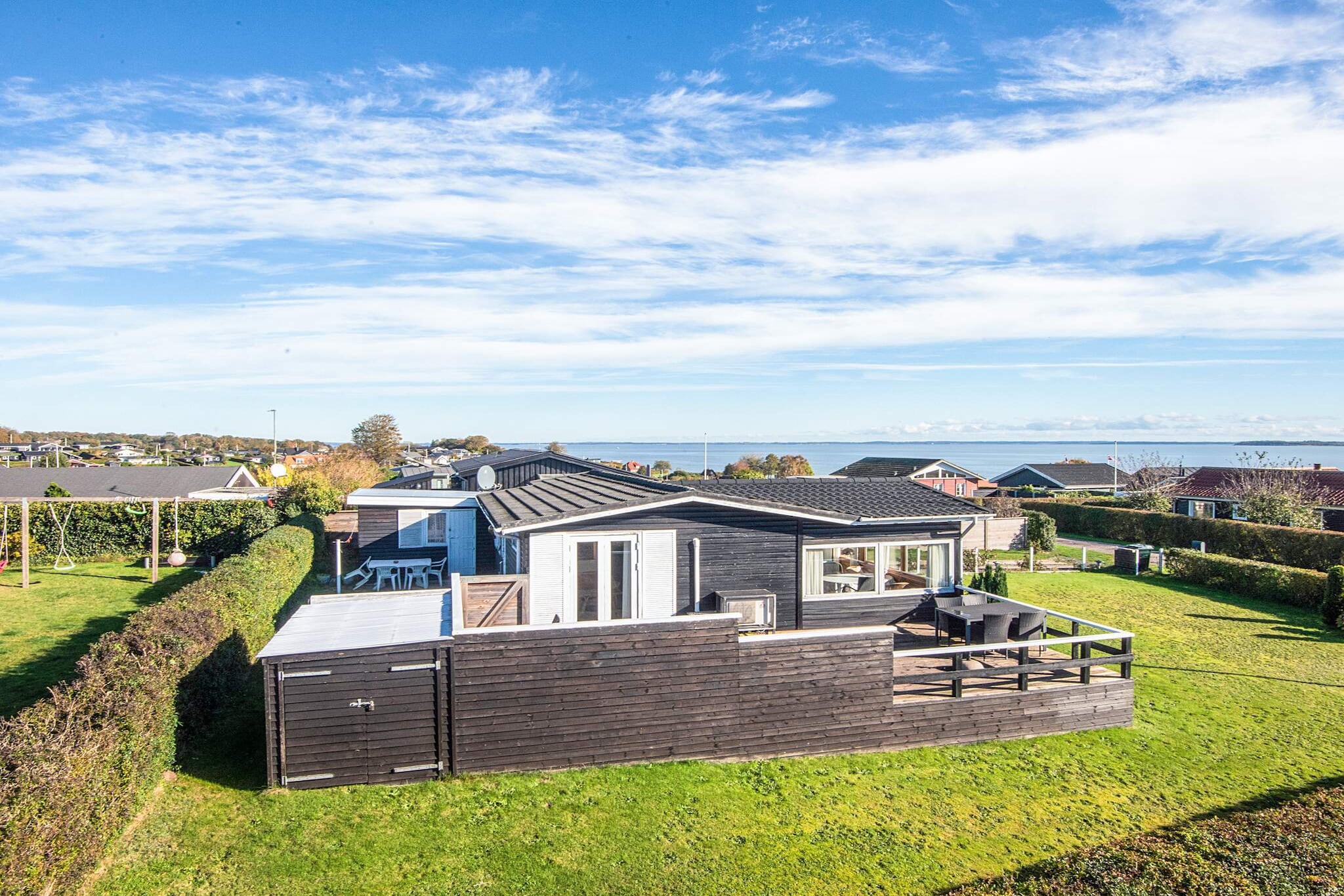 Panoramic Cottage Retreat-By Traum