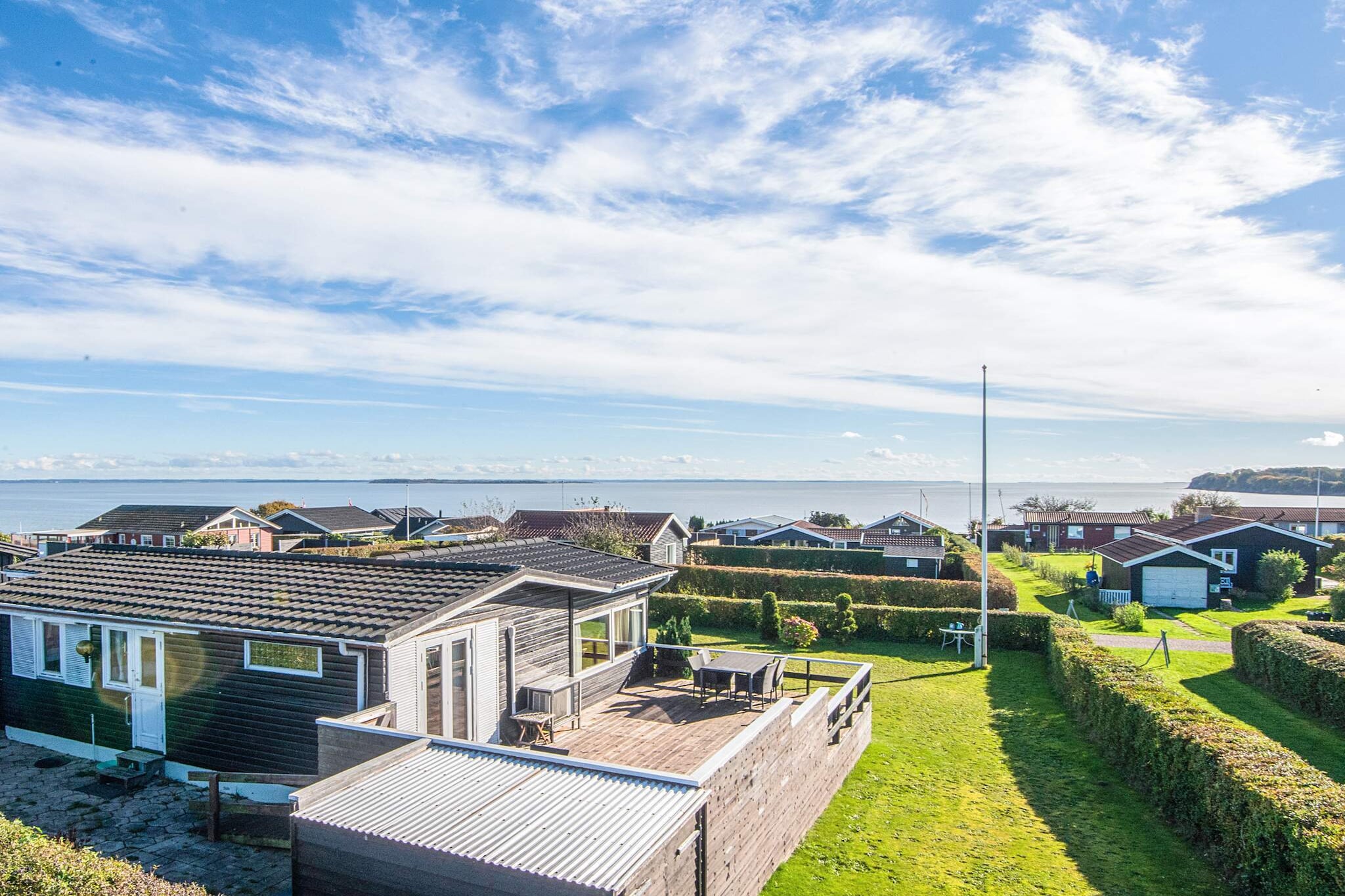 Panoramic Cottage Retreat-By Traum