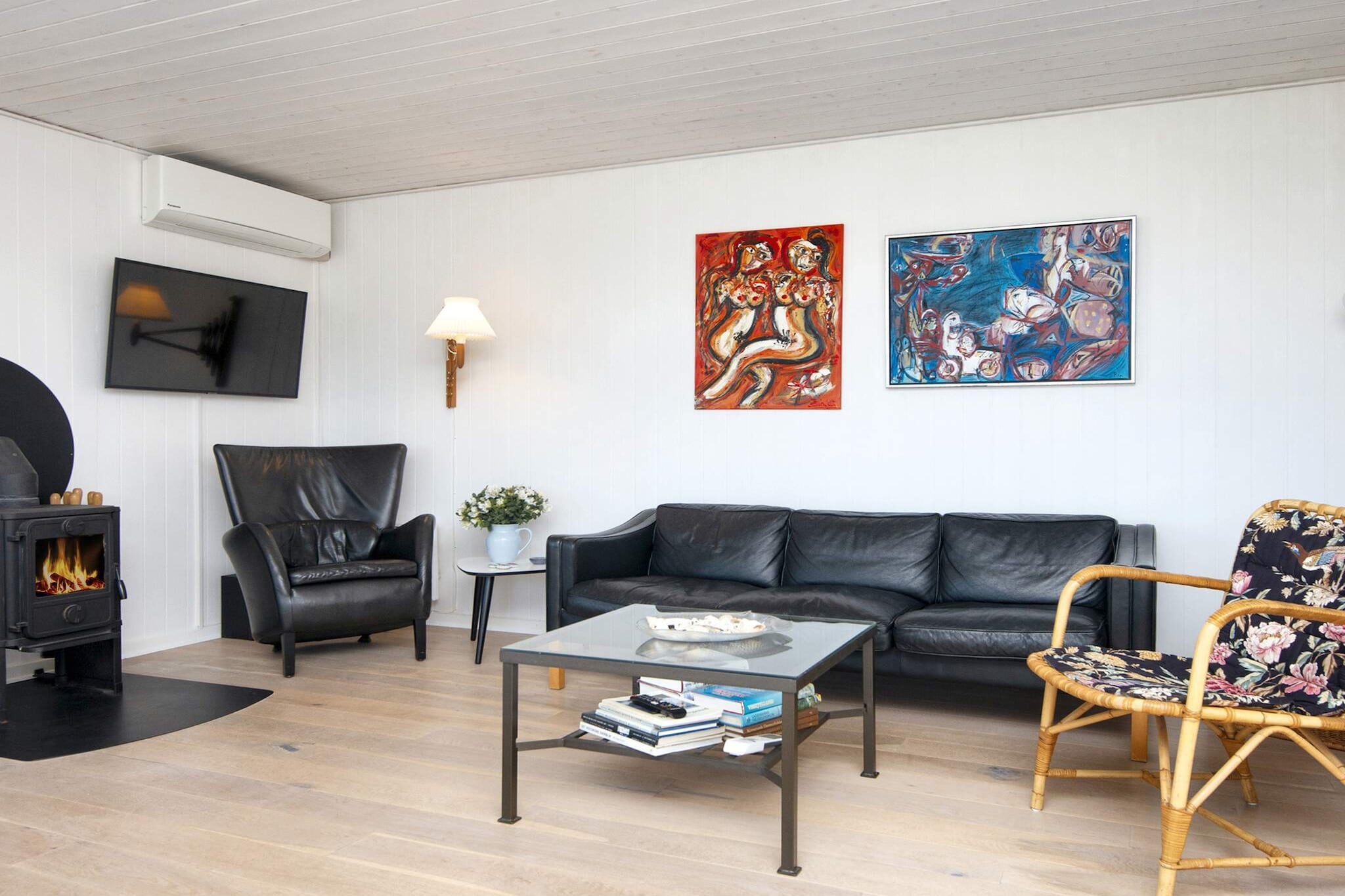 Family Holiday Home by North Sea