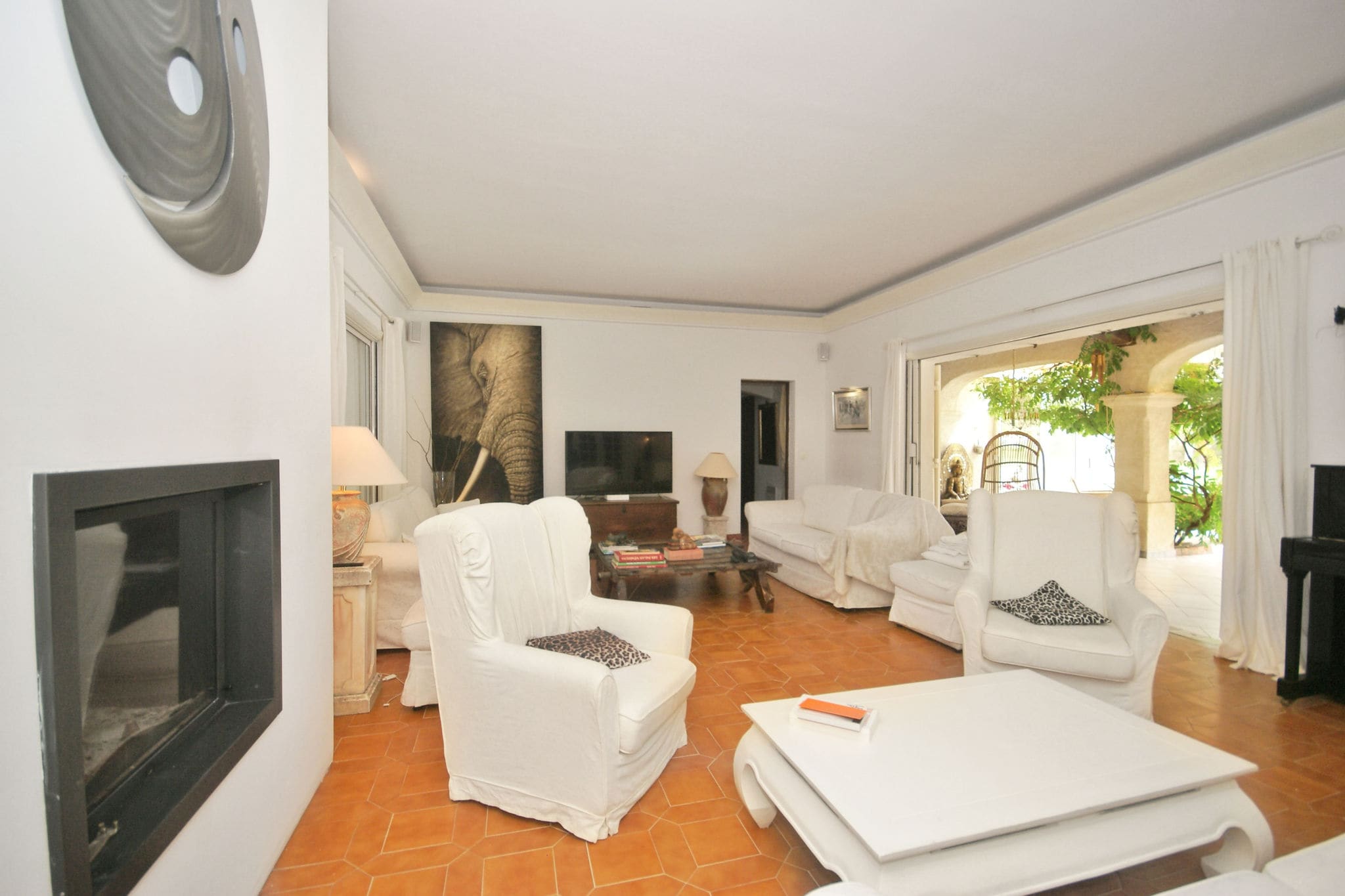 Luxueuse villa avec jacuzzi chauffé, grand jardin entre le Muy et Sainte Maxime
