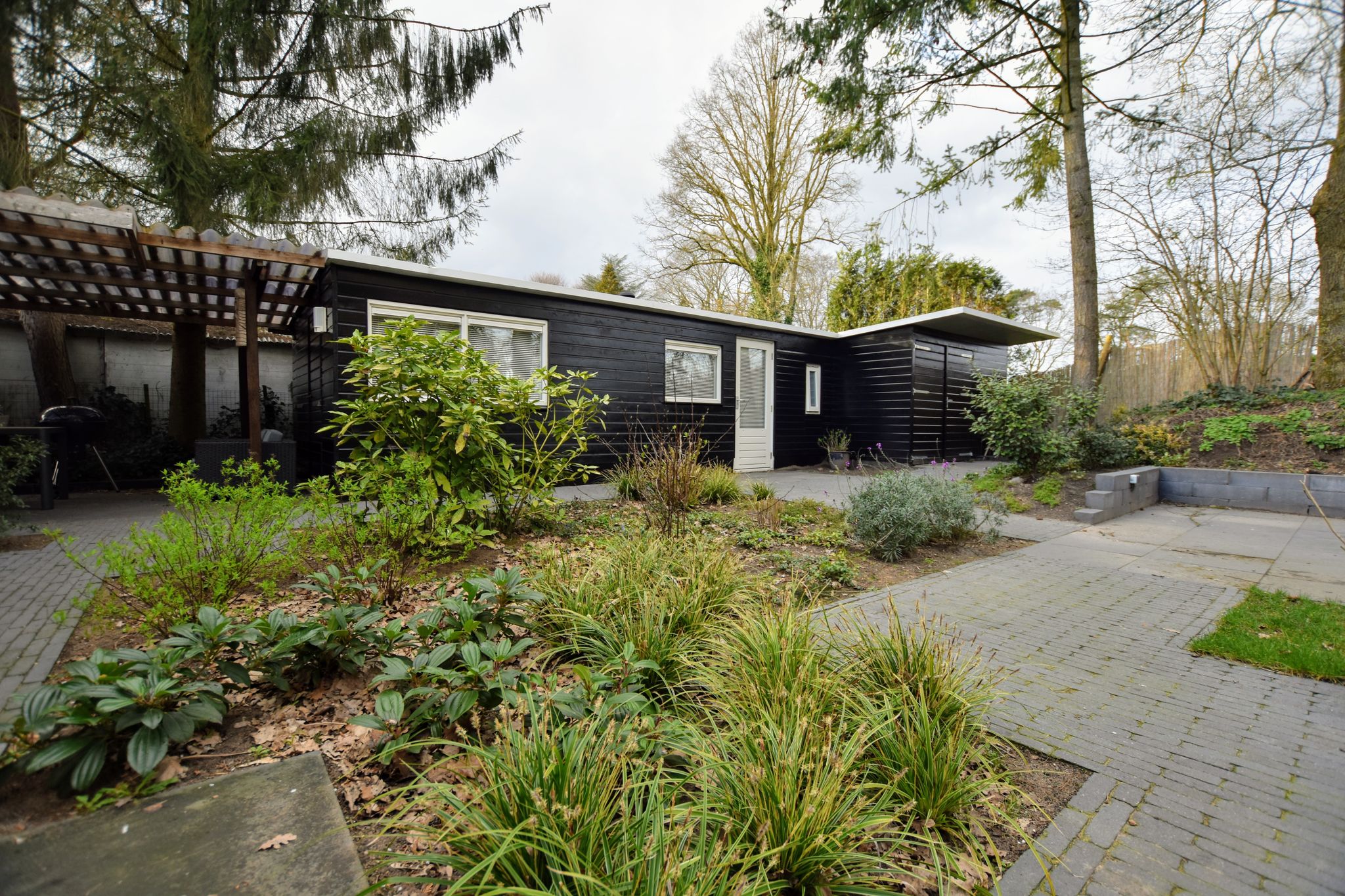 Sfeervolle bungalow in Voorthuizen met grote omheinde tuin