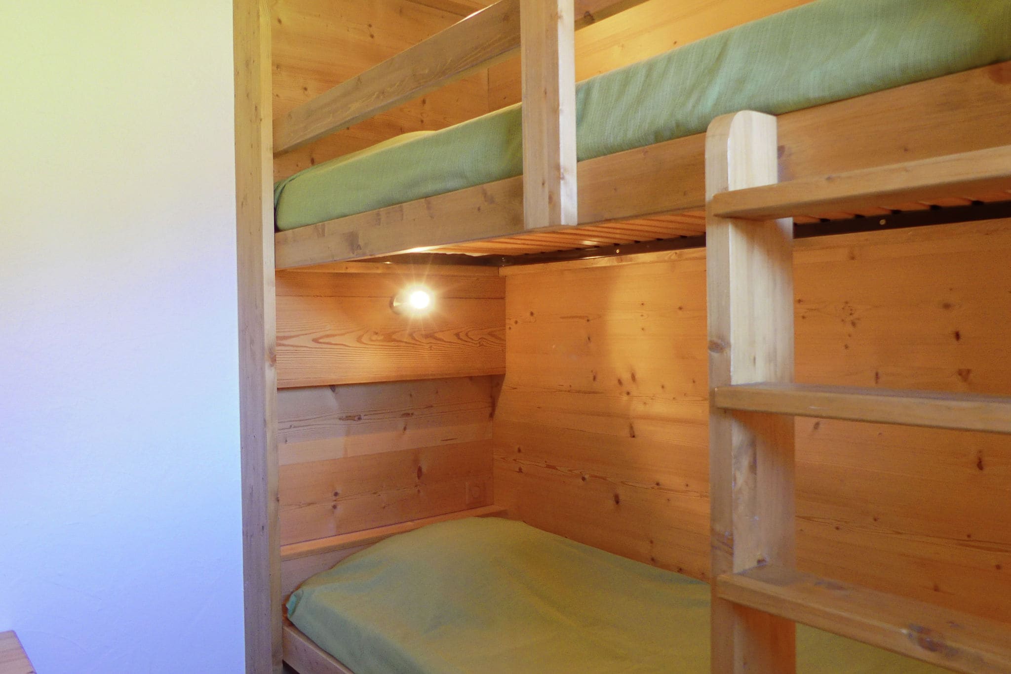 Comfortable apartment a short distance from the ski slopes in Meribel-Mottaret