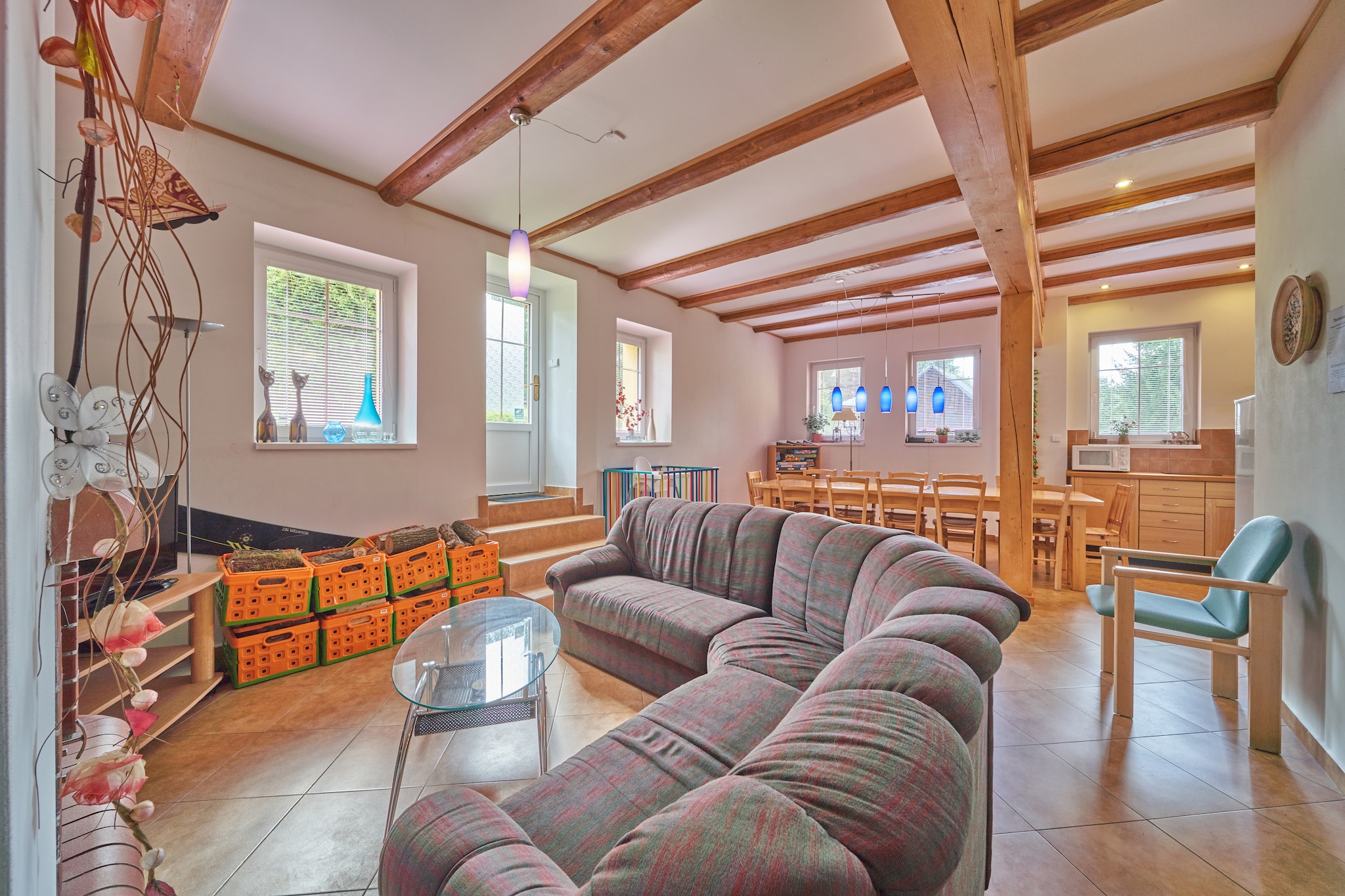 An optional utilities and service fee of EUR 75,00 will be charged before your arrival. Details are given below.<br> Escape to this cozy holiday home in Lampertice, nestled in the heart of the Giant and Eagle Mountains. Ideal for families or groups, the house offers a warm living room with a wood stove, a large dining area, and a fully equipped kitchen. Games and entertainment await in the recreation room, featuring a pool table, foosball, TV, and DVD player, making it perfect for evenings indoors. Just 7 km from the nearest ski slopes, winter guests can enjoy skiing, cross-country trails, snow tubing, and horse or dog sled rides. In summer, explore scenic rock formations, waterfalls, and nearby towns, or take long walks and bike rides through the mountains. Prague is just two hours away, and a day trip to Poland adds an international twist to your stay. The large garden and terrace provide space for relaxation, BBQs, and a cozy campfire. Children will enjoy the round swimming pool, while adults can unwind in the sun or gather around the seating areas. Parking, private garden furniture, and modern amenities ensure comfort for all. Pets are not allowed, keeping the space peaceful and family-friendly. <br><b> Optional Utilities & Service Package </b><br><b> An optional utilities and service package of EUR 75,00 </b> can be selected prior to your arrival. You will receive a separate communication with the payment link should you wish to include it.<br>This package ensures a seamless stay and conveniently covers services such as final cleaning, utility consumption, service support, and protection against minor damages or incidental costs during your stay.<br>Guests who prefer may manage these services independently, provided the property is returned in good order at check-out.