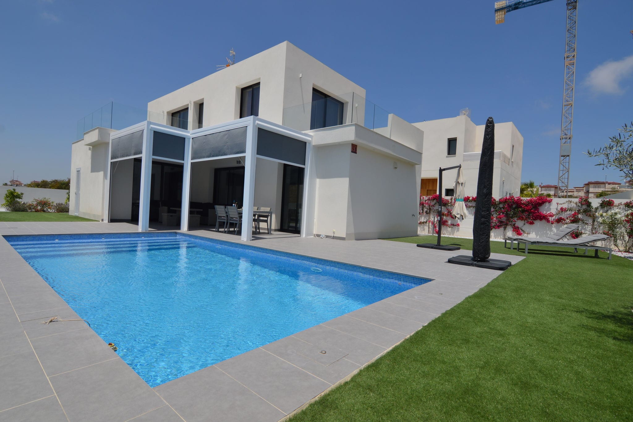 Moderne villa in San Fulgencio Valencia met privézwembad