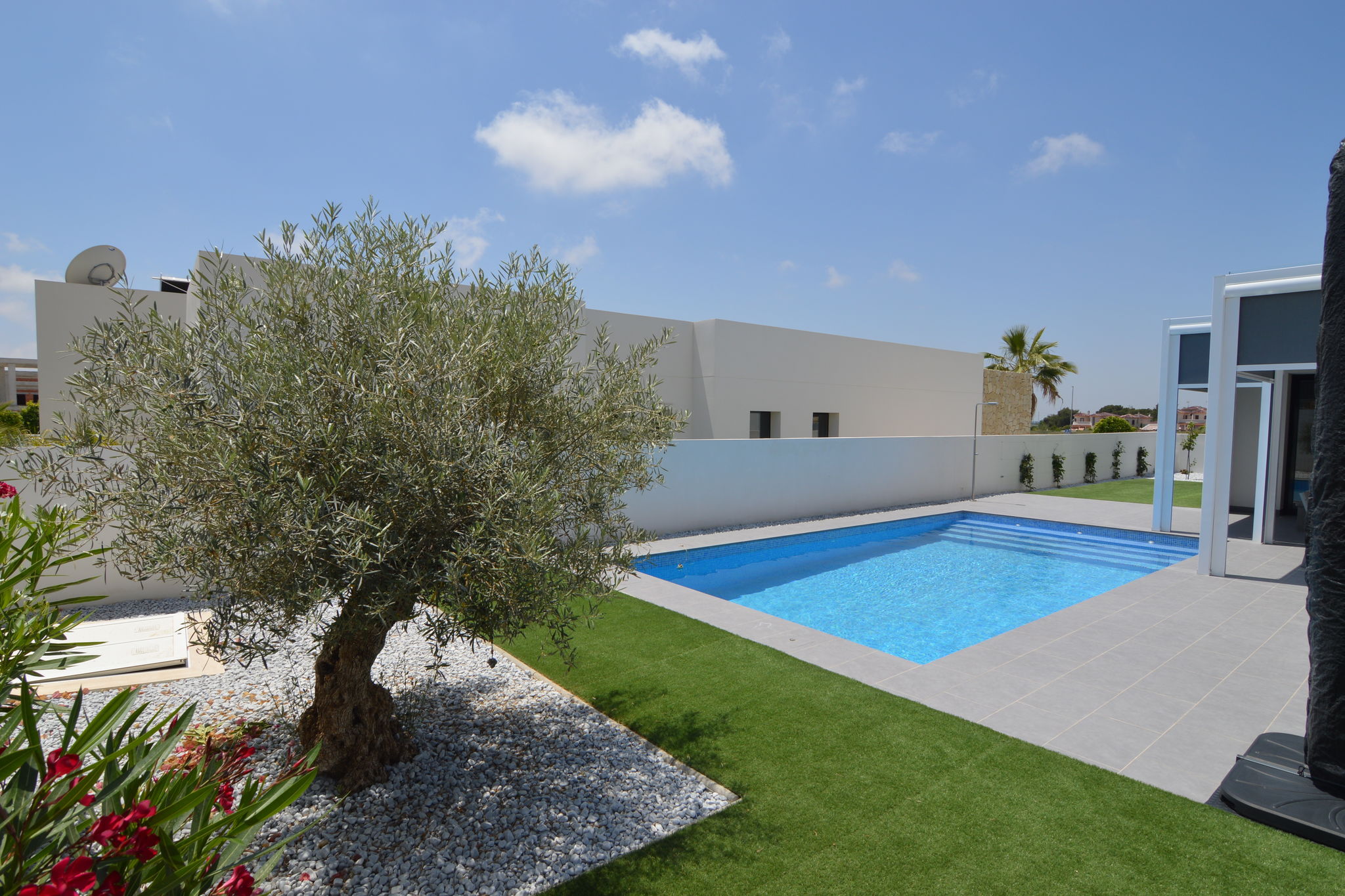 Moderne villa in San Fulgencio Valencia met privézwembad
