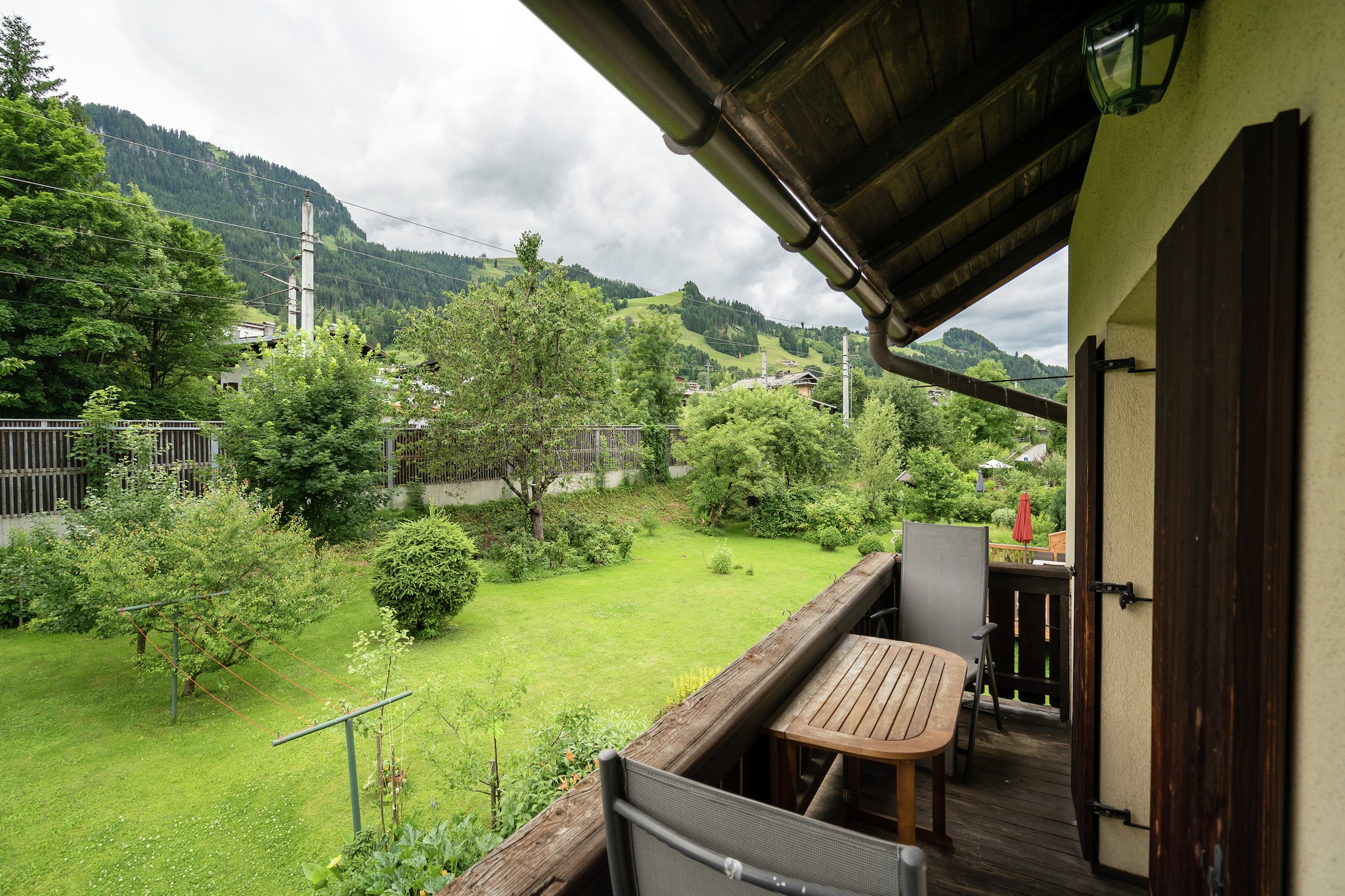This lovely apartment is situated in Kitzbuhel, near the Kitzbühel - Kirchberg ski area. Ideal for a family, there are 2 bedrooms and can accommodate 5 guests. This stay has a furnished balcony that offers amazing views of the surroundings. 



The apartment is centrally located and is only 300 m from the town centre. If you run out of your essentials, the nearest supermarket is 400 m. Take a refreshing dip in the public swimming pool just 600 m away. The ski bus is 1000 m from the stay. For a pleasant day out, the lake lies 2 km away.



A furnished garden is accessible if you wish to have outdoor afternoon tea or stretch out in the sun. A kitchen with dining table, toaster, cooker, oven and dishwasher is in place for you to use. Parking is available.



Check in begins from 3-6 PM and check out is from 8-10 AM. 

