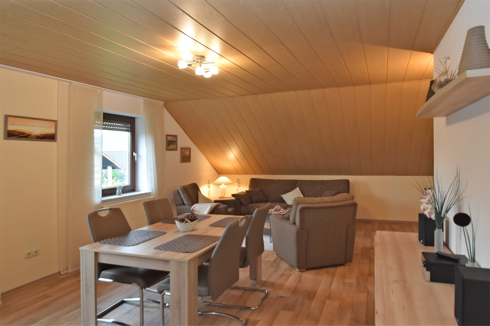 Set in the peaceful village of Merlsheim, this inviting 2-bedroom apartment offers a perfect blend of tranquility and adventure for up to 4 guests. Just 500 m from the forest, itâ€™s ideal for morning walks, nature spotting, and outdoor fun. The private terrace and furnished garden with play equipment and barbecue make it a great spot for relaxed evenings and family time.

Inside, the apartment features central heating, a cozy living-dining room, and a well-equipped kitchen. After dinner, enjoy a round of darts or party games, while kids play safely nearby. Parking and bicycle storage are available, making it easy to explore the scenic surroundings.

Nearby attractions include the dramatic Externsteine, the iconic Hermannsdenkmal, and family favorites like the Hollywood Safari Park and Schieder reservoir. Restaurants (2 km) and supermarkets (6 km) are within easy reach, and public transport (500 m) connects you to the regionâ€™s highlights. The train station (11 km) and airport (35 km) ensure smooth travel.