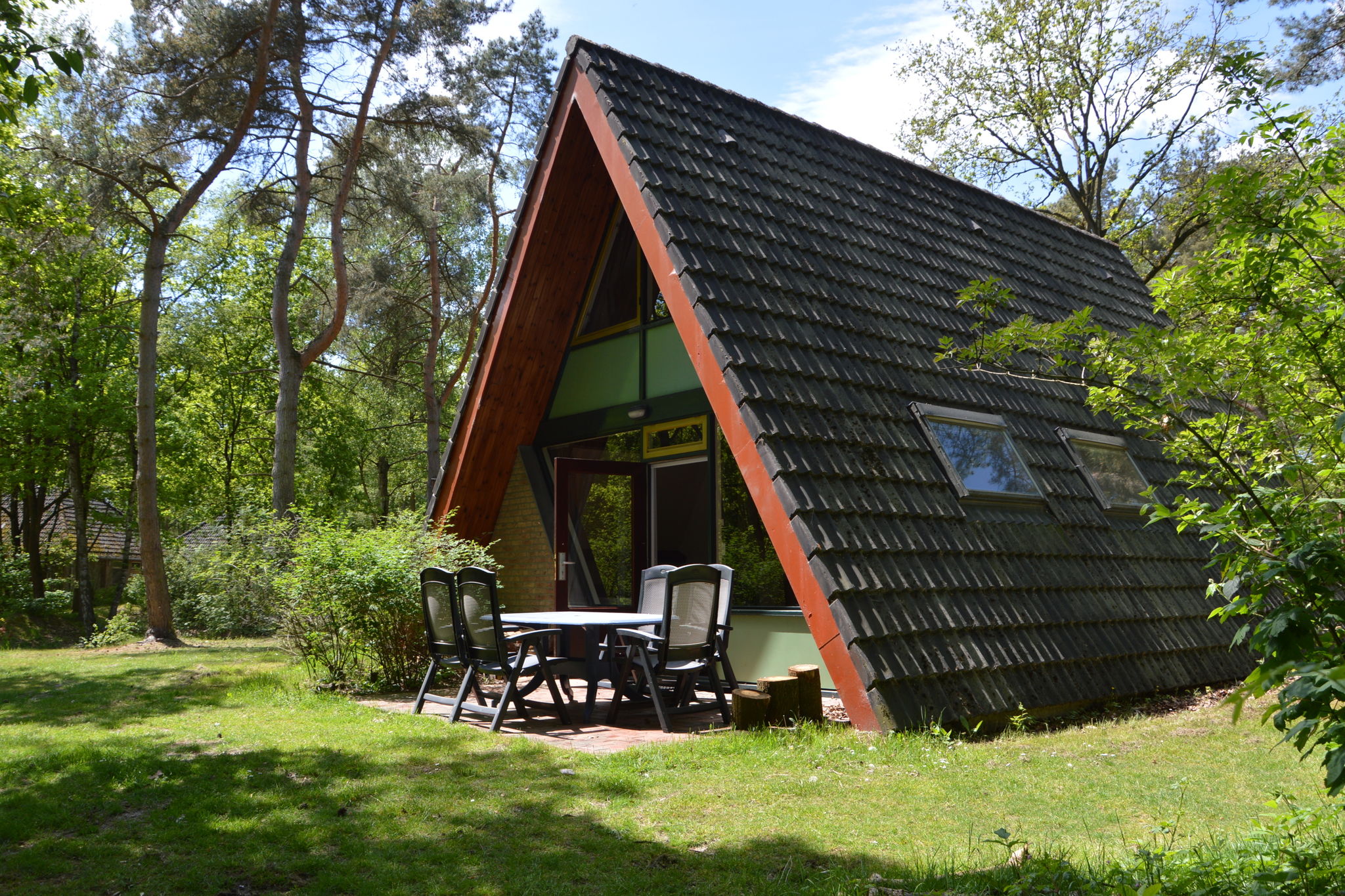 Cosy Holiday Home in Limburg with Forest nearby