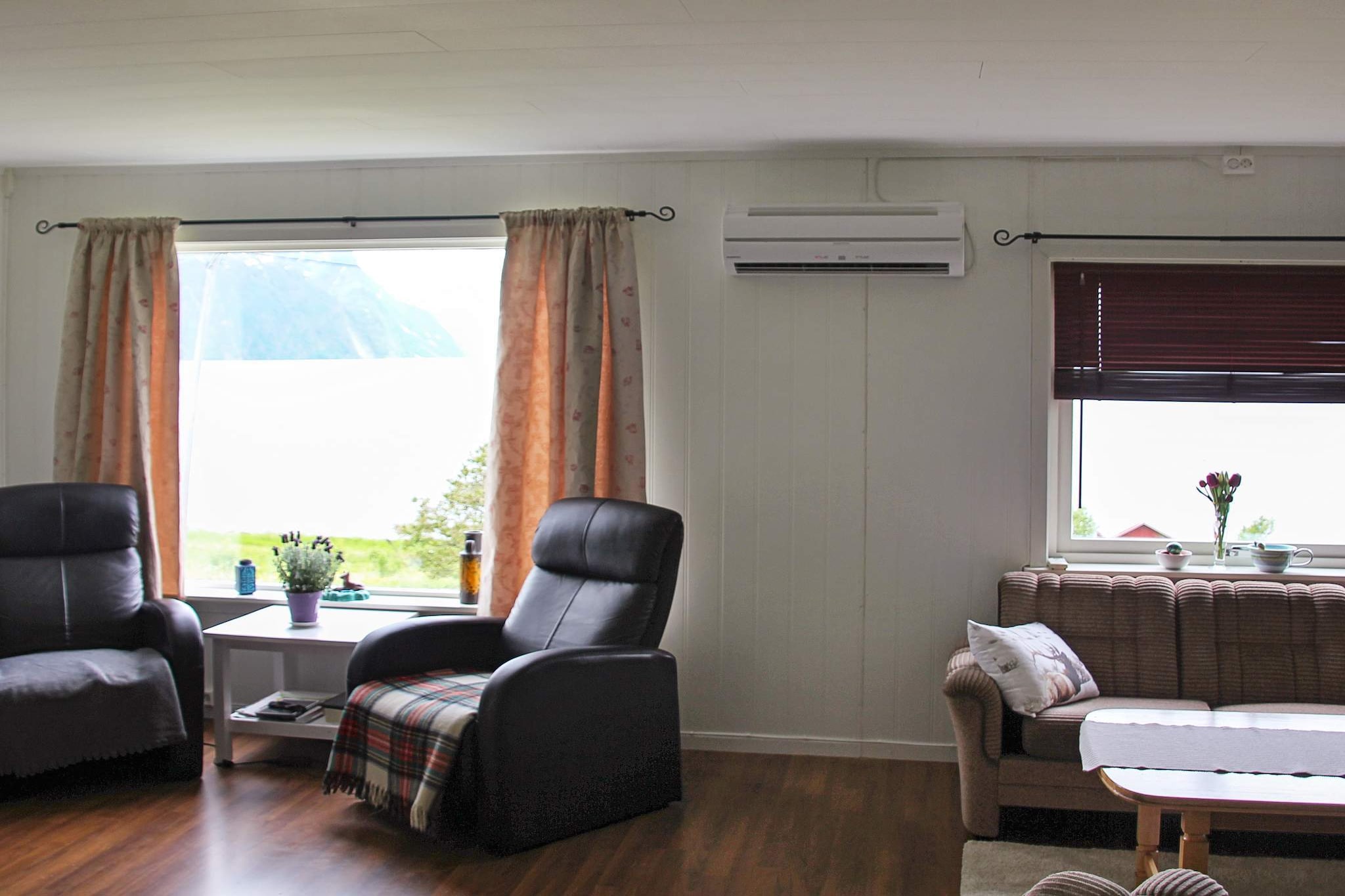 9 person holiday home in Lyngseidet - Indoor