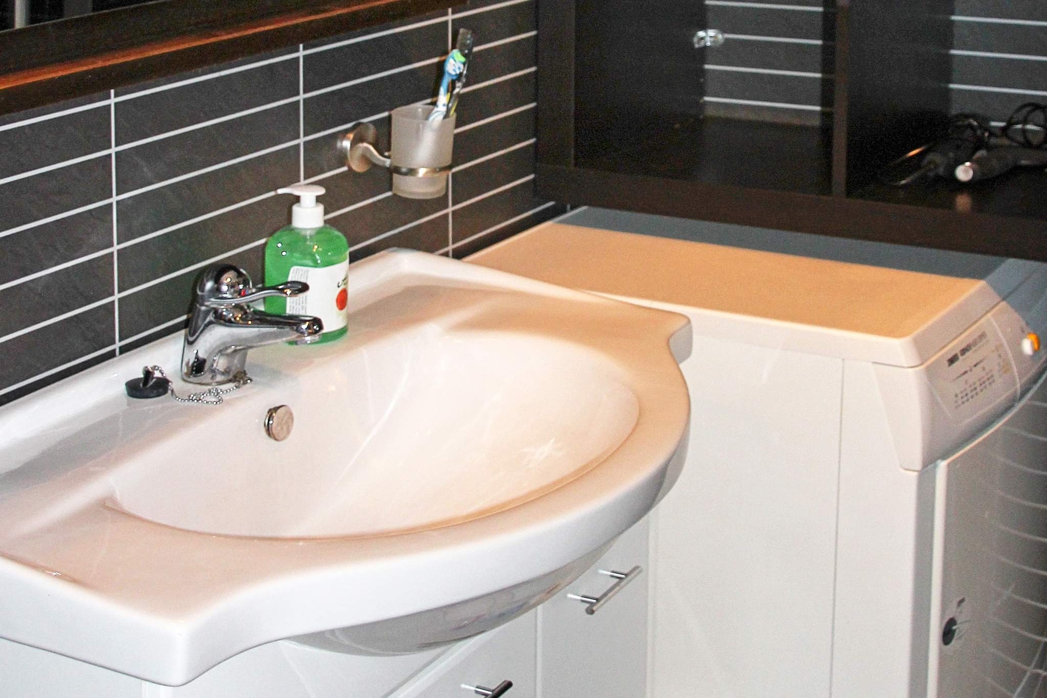 9 person holiday home in Lyngseidet - Indoor