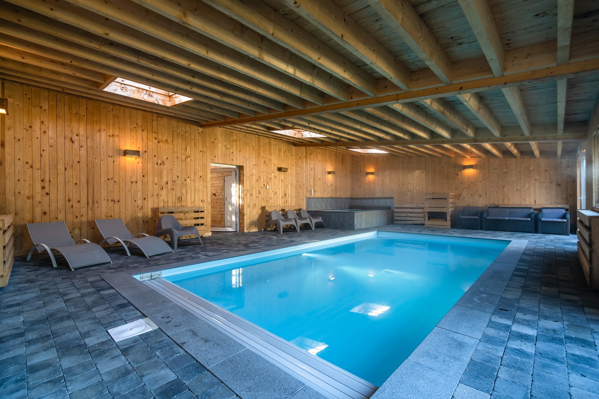 Vakantiehuis Bullange max. 23 personen 10 slaapkamers zwembad sauna #8