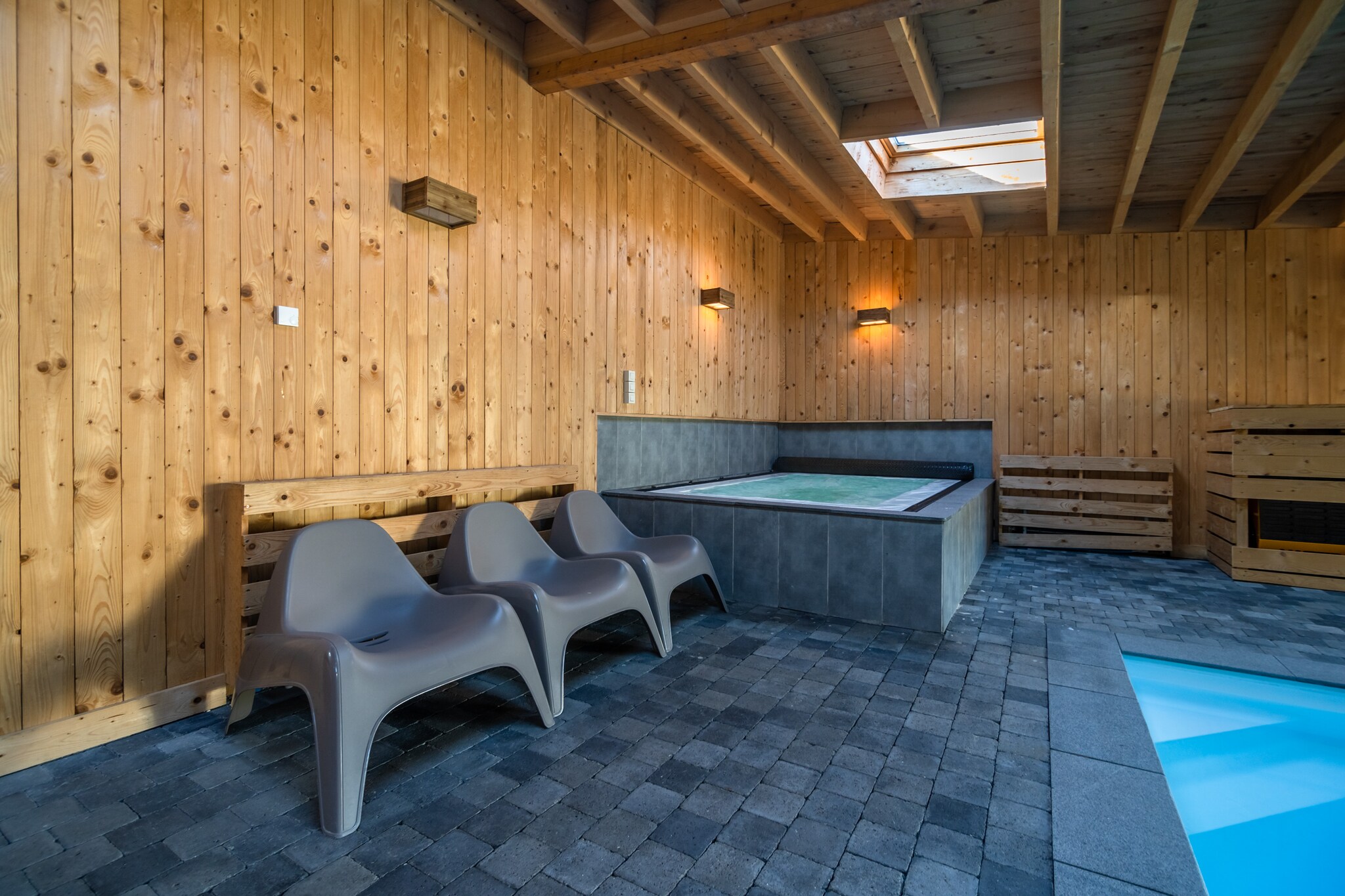 Vakantiehuis Bullange max. 23 personen 10 slaapkamers zwembad sauna #38
