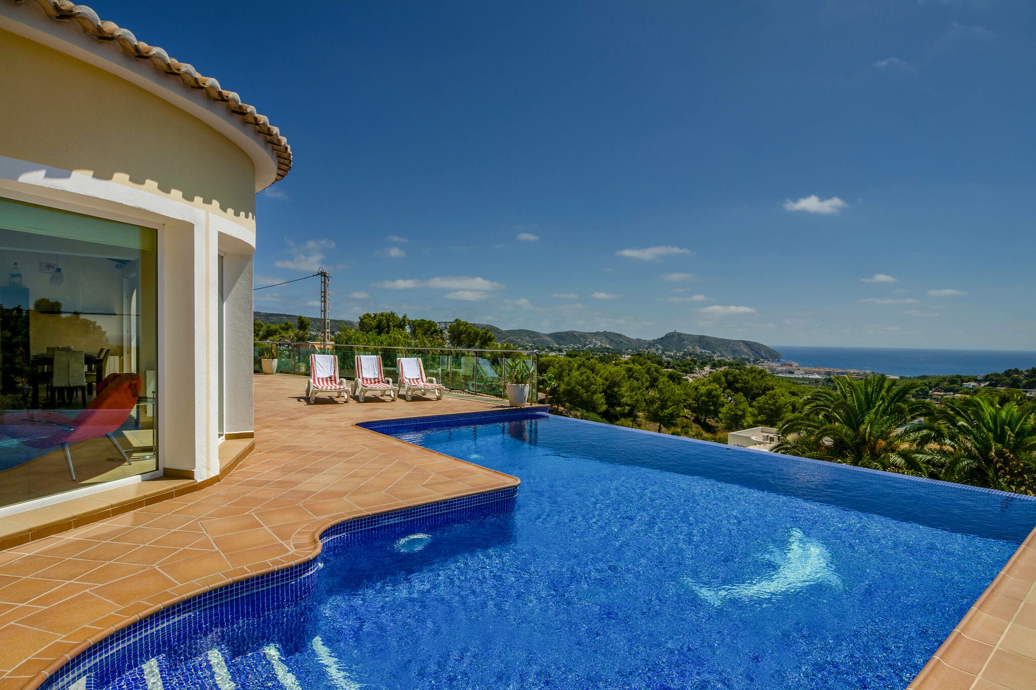 Superbe villa avec piscine à débordement à Moraira, Espagne