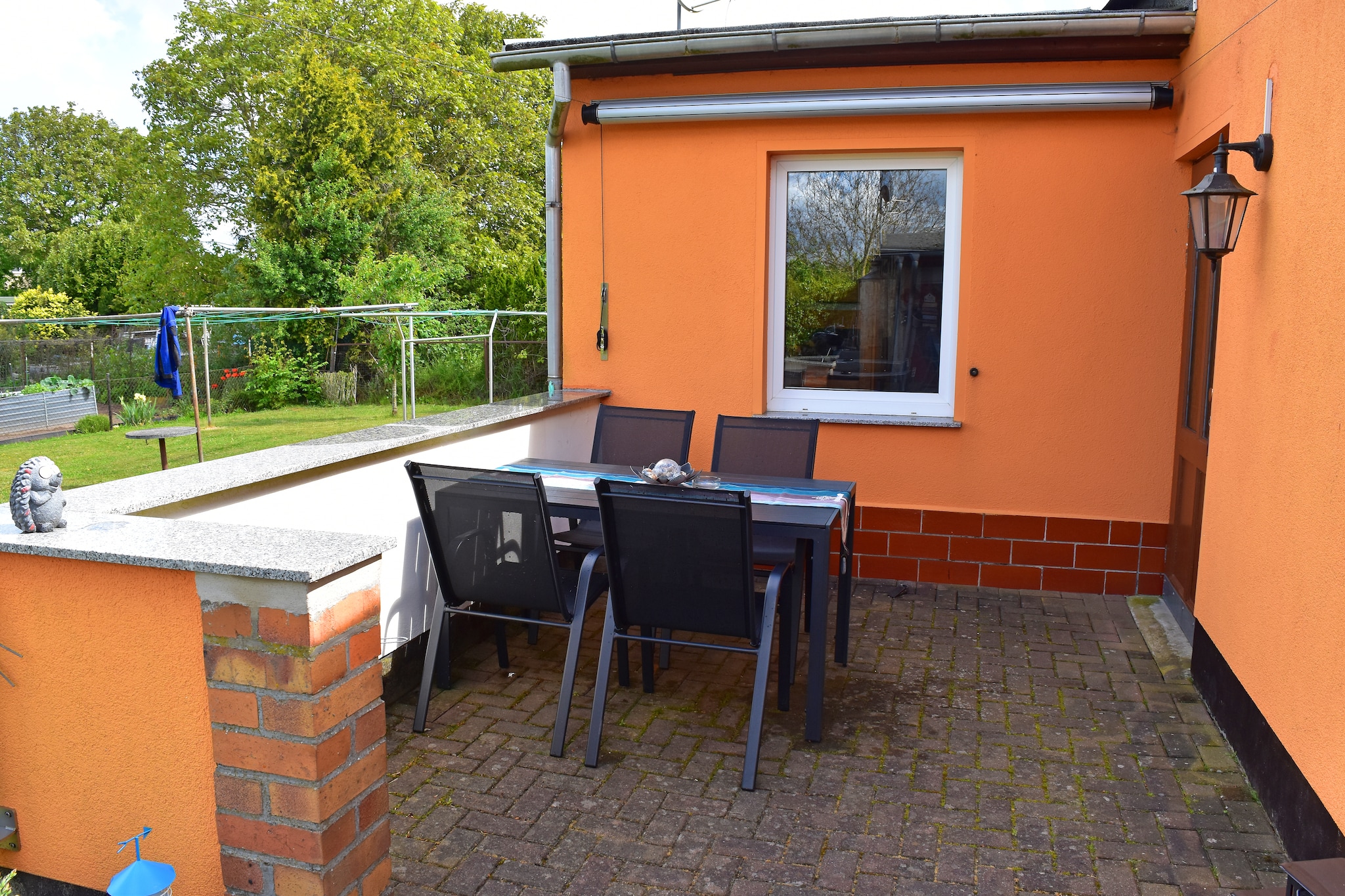 Gartenteich-Terrasbalkon