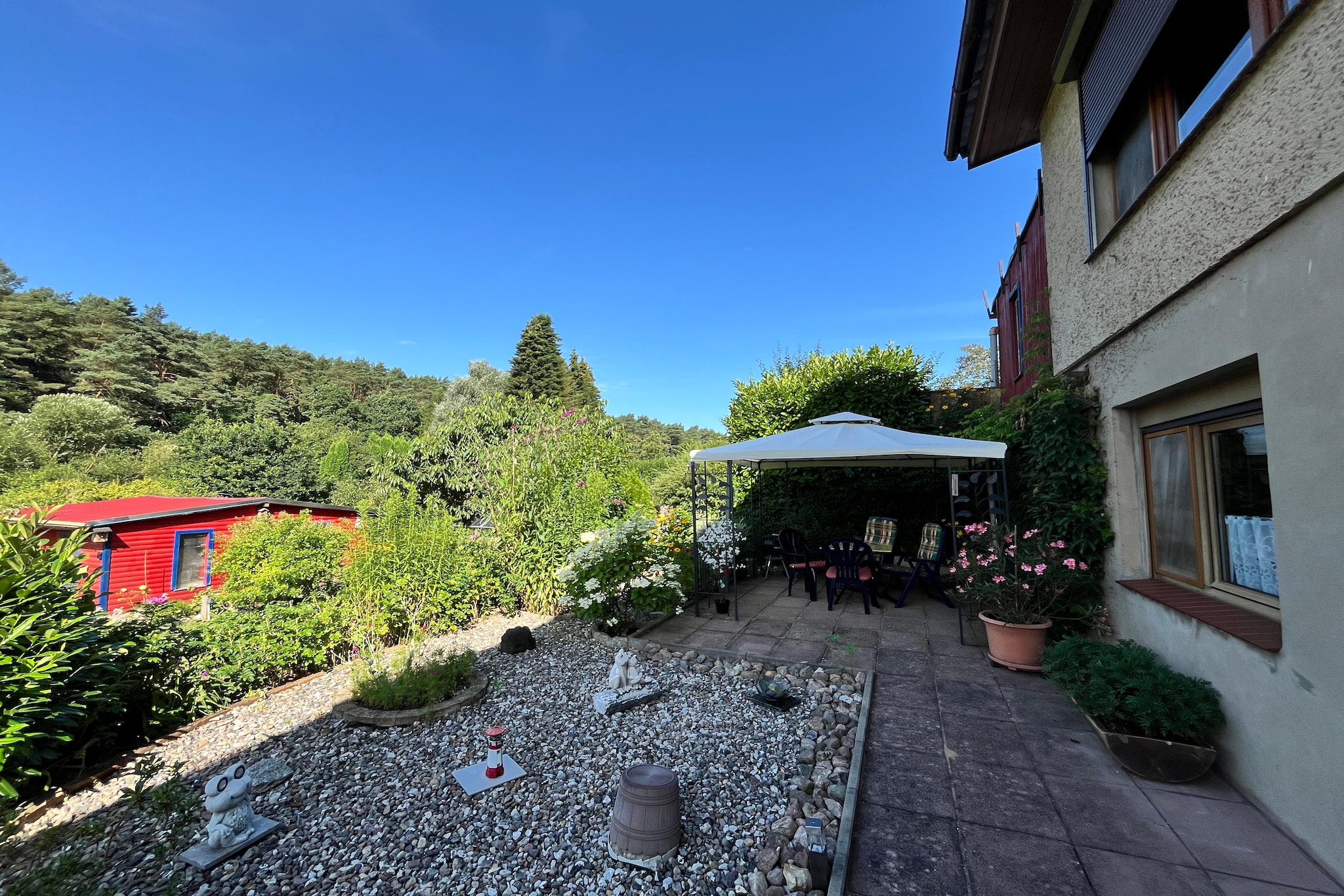 Hübsche Ferienwohnung am See nur 500m - Terrasbalkon