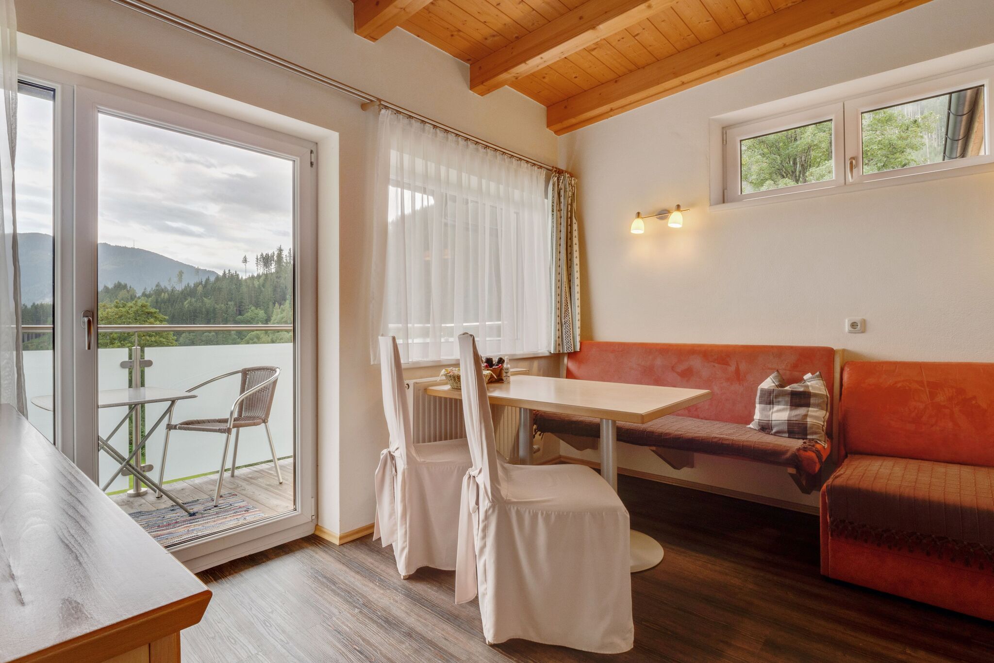 Gezellig vakantieappartement in Zell am See met balkon vlakbij het skigebied