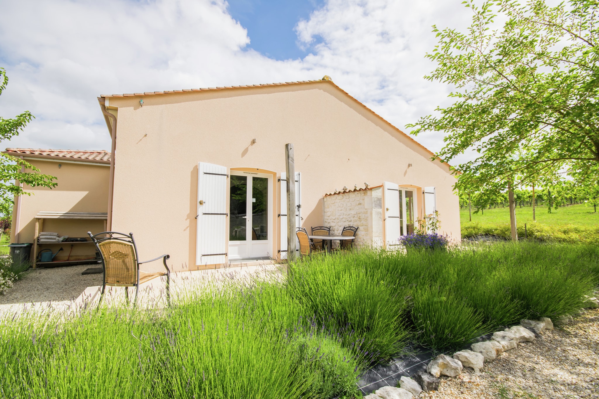 Modernes Apartment in Segonzac mit Swimmingpool