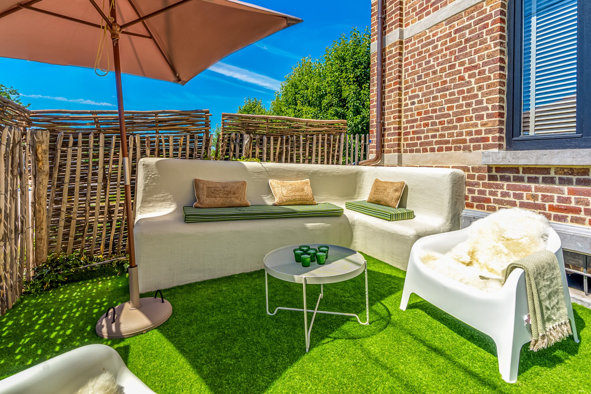 Luxurious holiday home in Heers with terrace