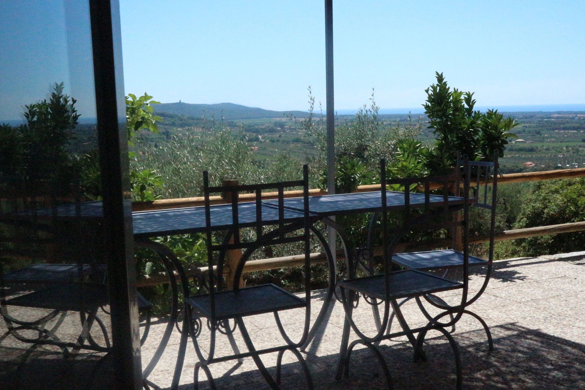 Fijne vakantiewoning in Castagneto Carducci met tuin