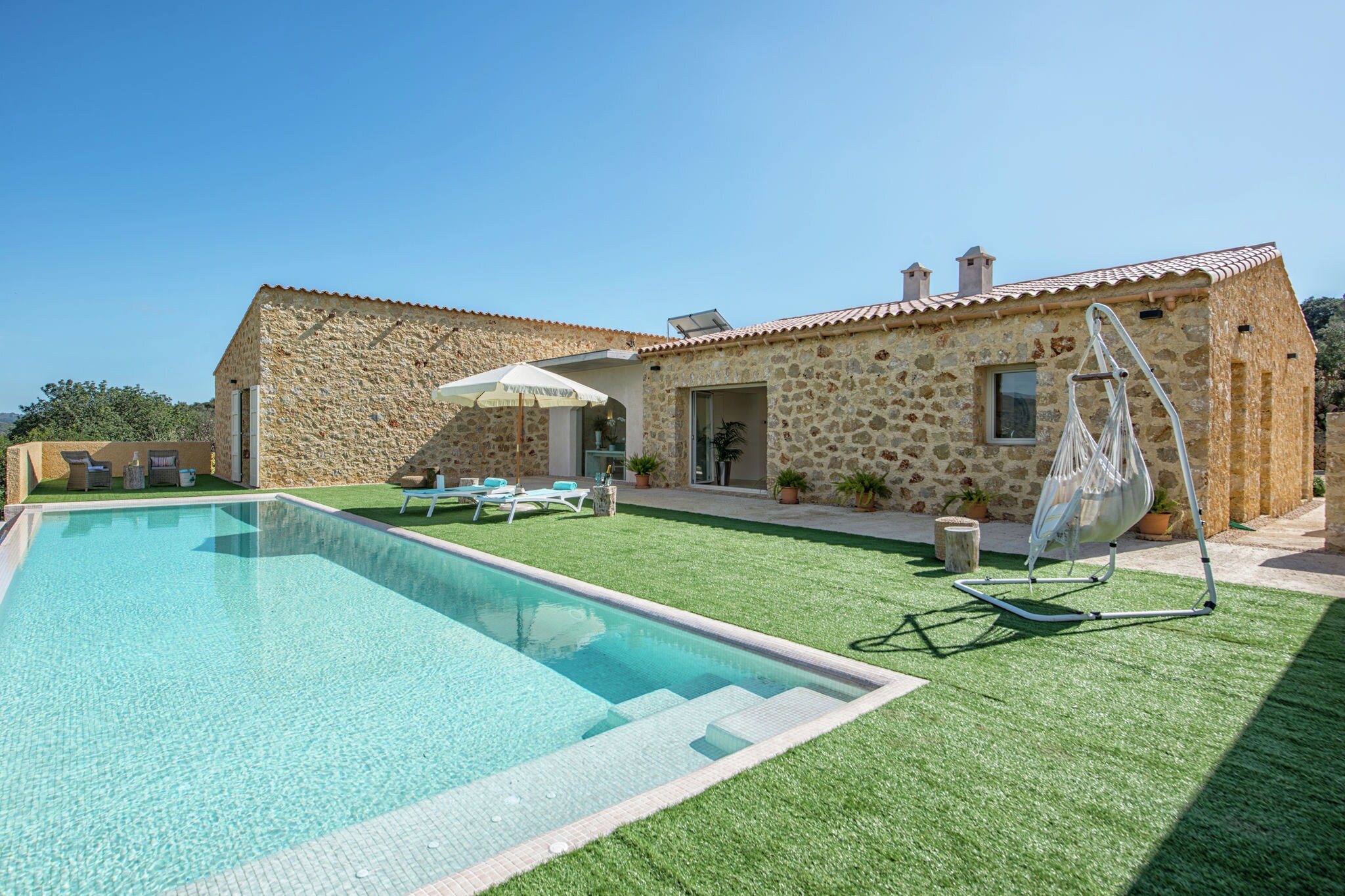Villa confortable à St Llorenç des Cardassar avec piscine