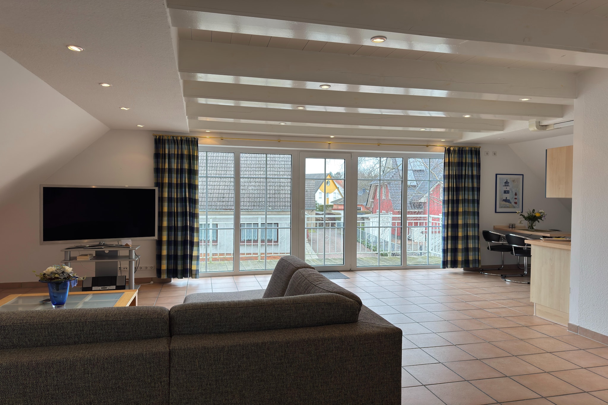 Wohnung mit Balkon-nur 500 Meter zum Strand