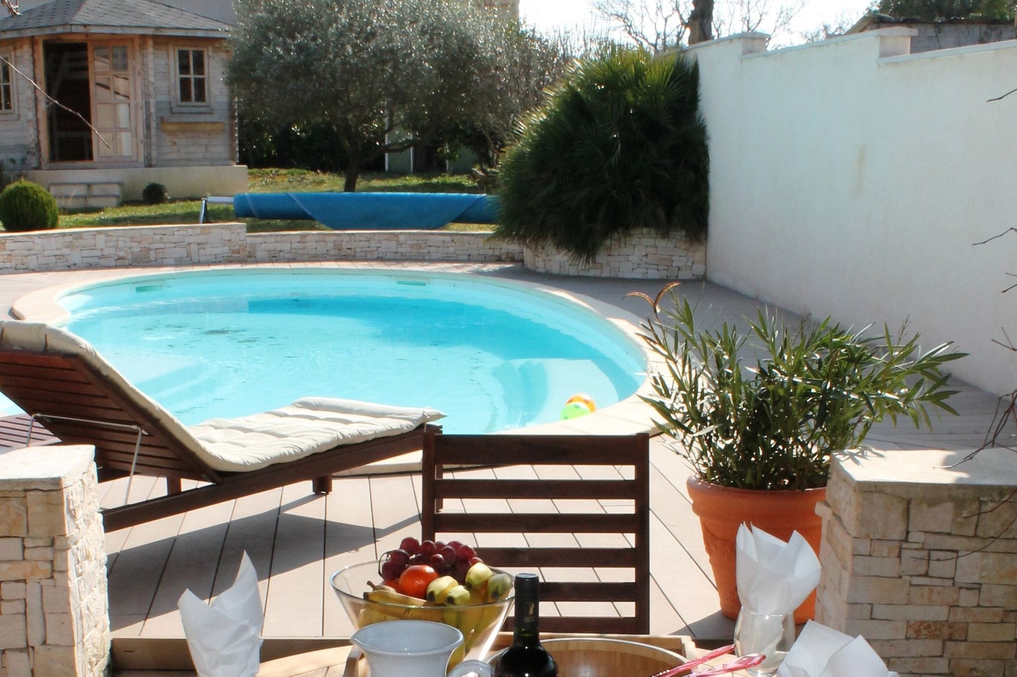 Beautiful modern villa with spacious pool within walking distance of the village