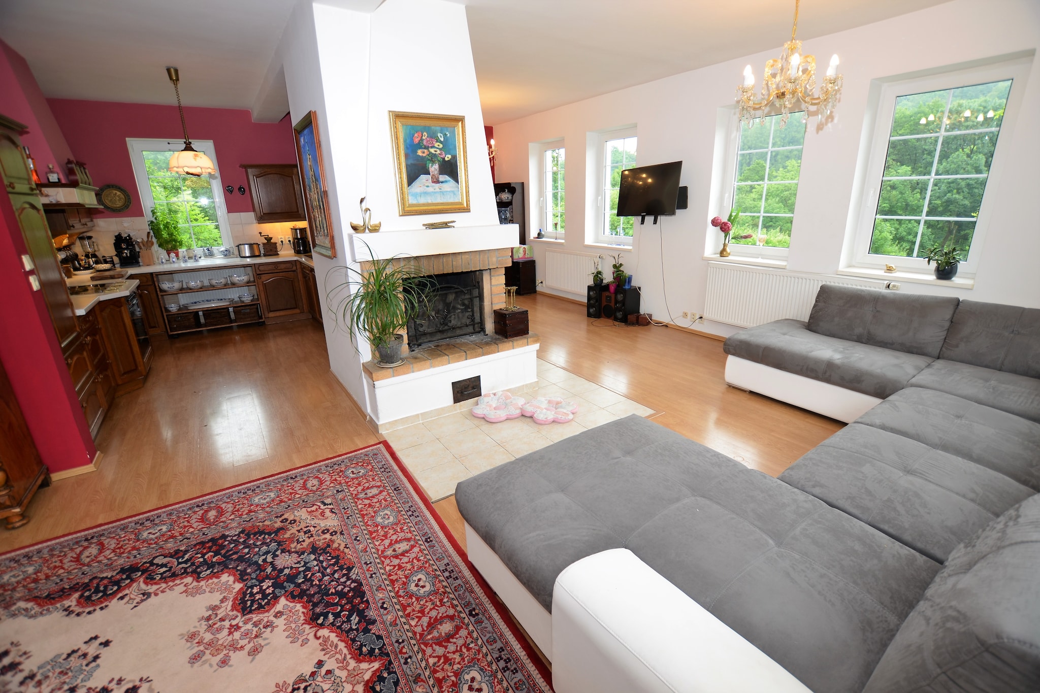 Ground floor: (open kitchen(cooker(4 ring stoves, ceramic), coffee machine, espresso machine, oven, dishwasher, fridge-freezer), Living/diningroom(TV, dining table(6 persons), fireplace, seating area), bedroom(double bed), bedroom(2x single bed), bathroom(shower, washbasin, toilet), bathroom(bath tub, washbasin, toilet, washing machine), Landing)\n\nOn the 1st floor: (Living room(TV, seating area), bedroom(double bed), bedroom(2x single bed), bathroom(bathtub with shower, washbasin, toilet))\n\ngarage, heating(central), terrace, garden(private, fenced, > 1000 m2), garden furniture, parasol, swimming pool(private,  4 x  4 m., opened from 1/2 Jun upto and including 1/2 Sep)