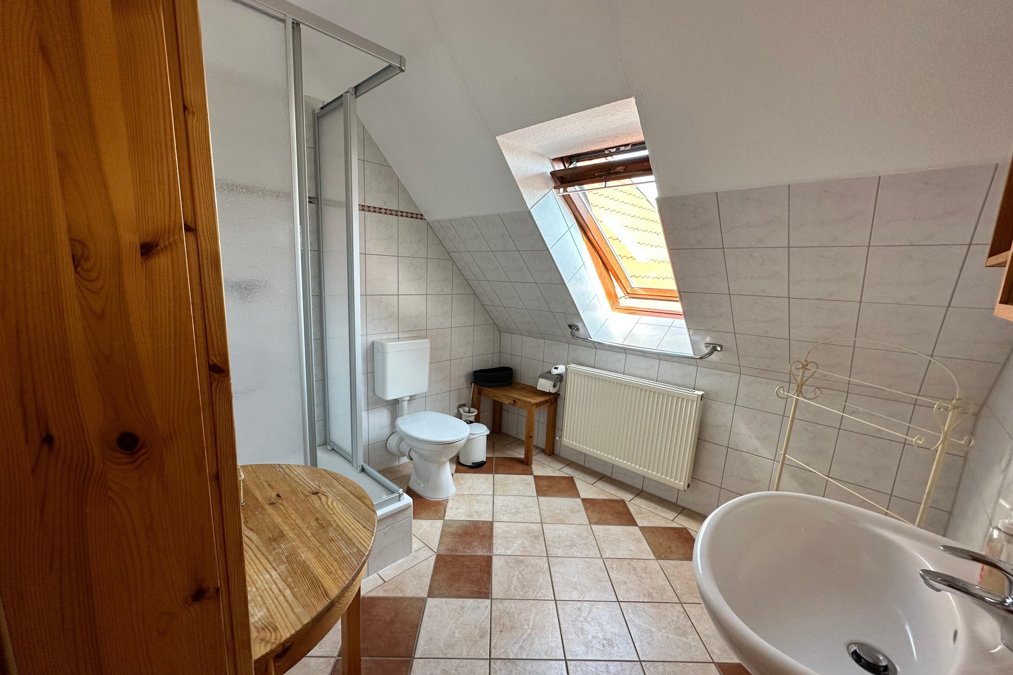 Hiddensee/ uriger Ferienpark - Badkamer