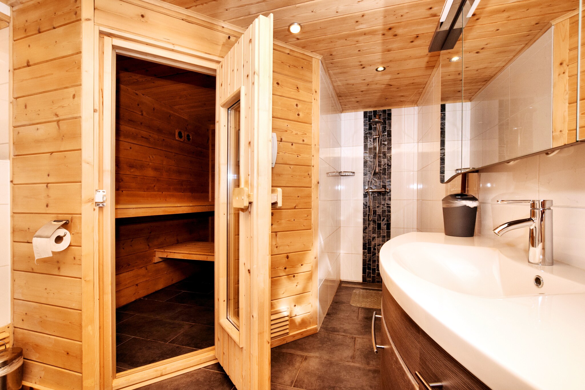 Vakantiehuis Septon max. 9 personen 4 slaapkamers sauna #3