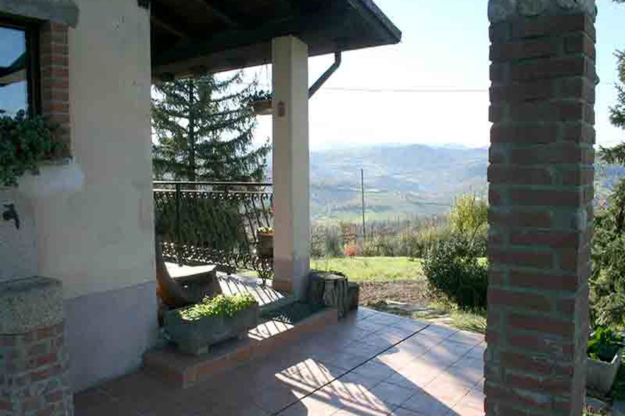 Farmhouse Stay at Santa Maria Lombardy with Pool