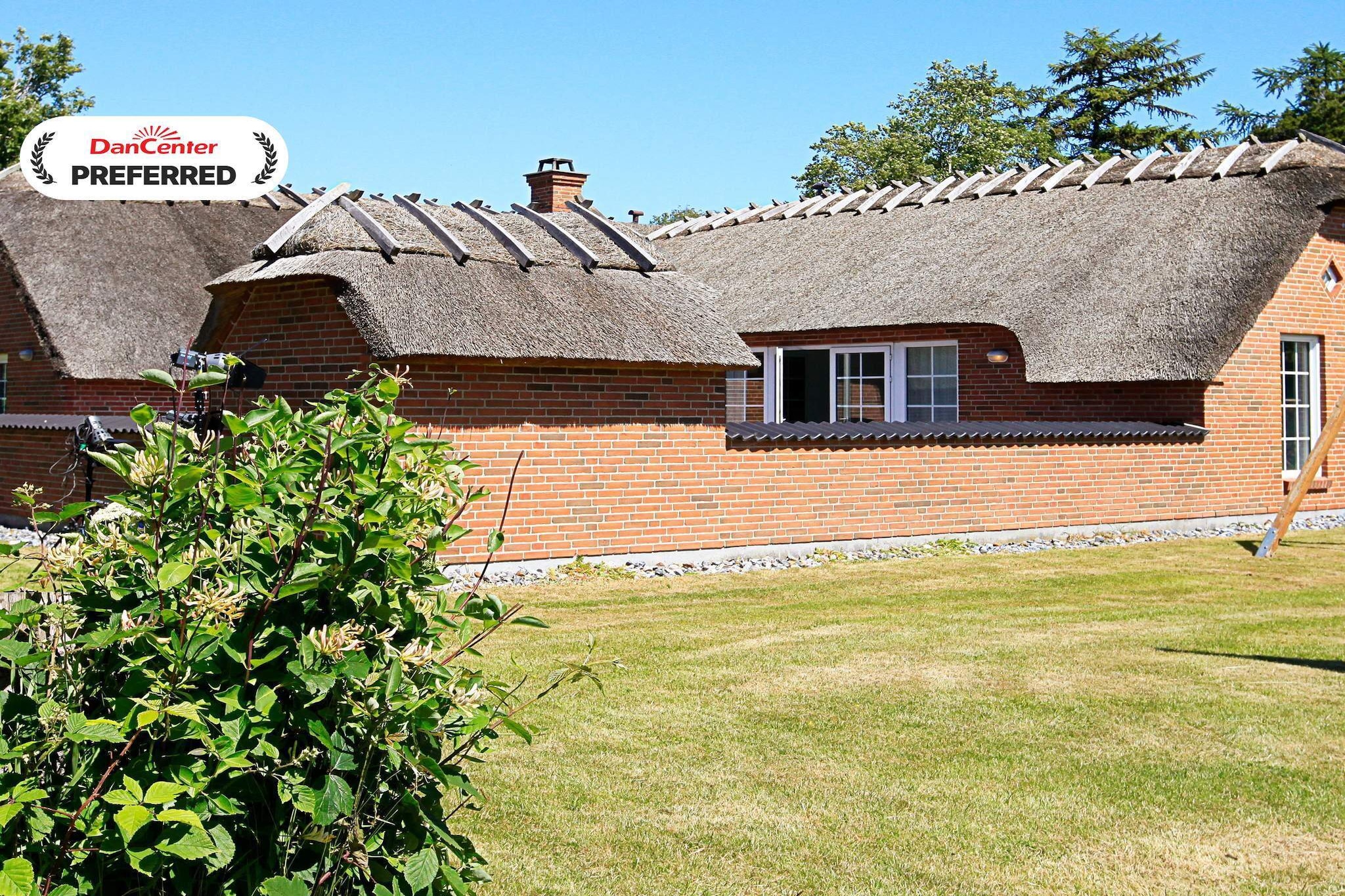 12 Personen Ferienhaus in Væggerløse