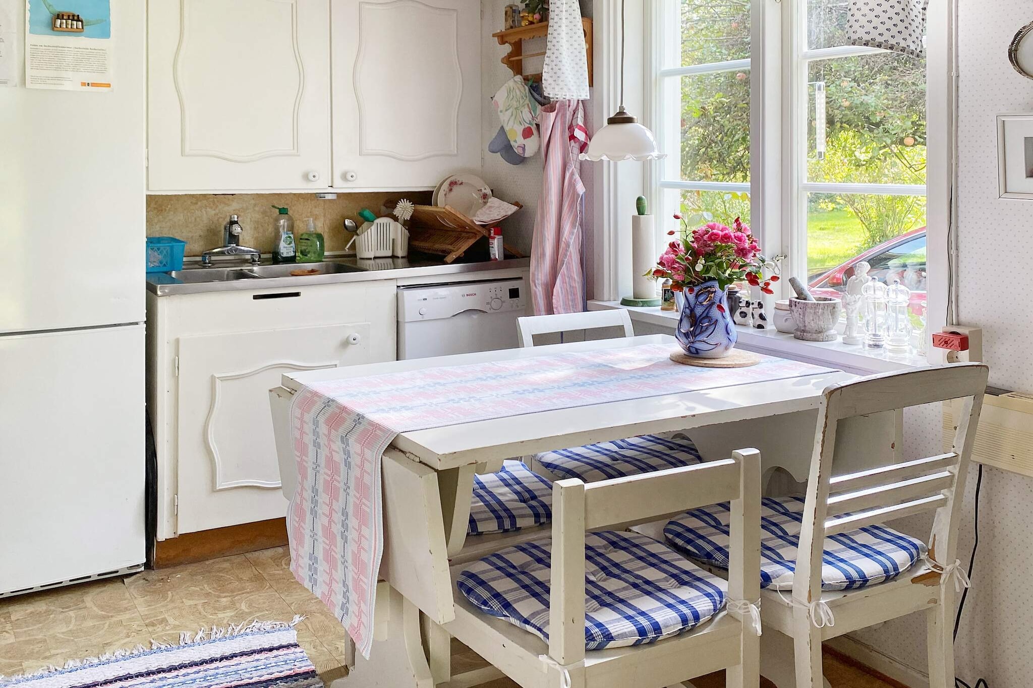 Annex: (2x single bed)\n\nInternet Access DSL, Kitchen(wood cooker, cooker(electric), coffee machine, microwave, dishwasher, fridge(+ freezer), high chair, water from well), Living/bed room(TV(swedish TV channels), radio), bedroom(double bed), bedroom(2x single bed), bathroom(floor heating)(tumble dryer, bath tub, washbasin, shower, toilet, washing machine), tumble dryer, washing machine, heating(electric), garden furniture, BBQ, play equipment