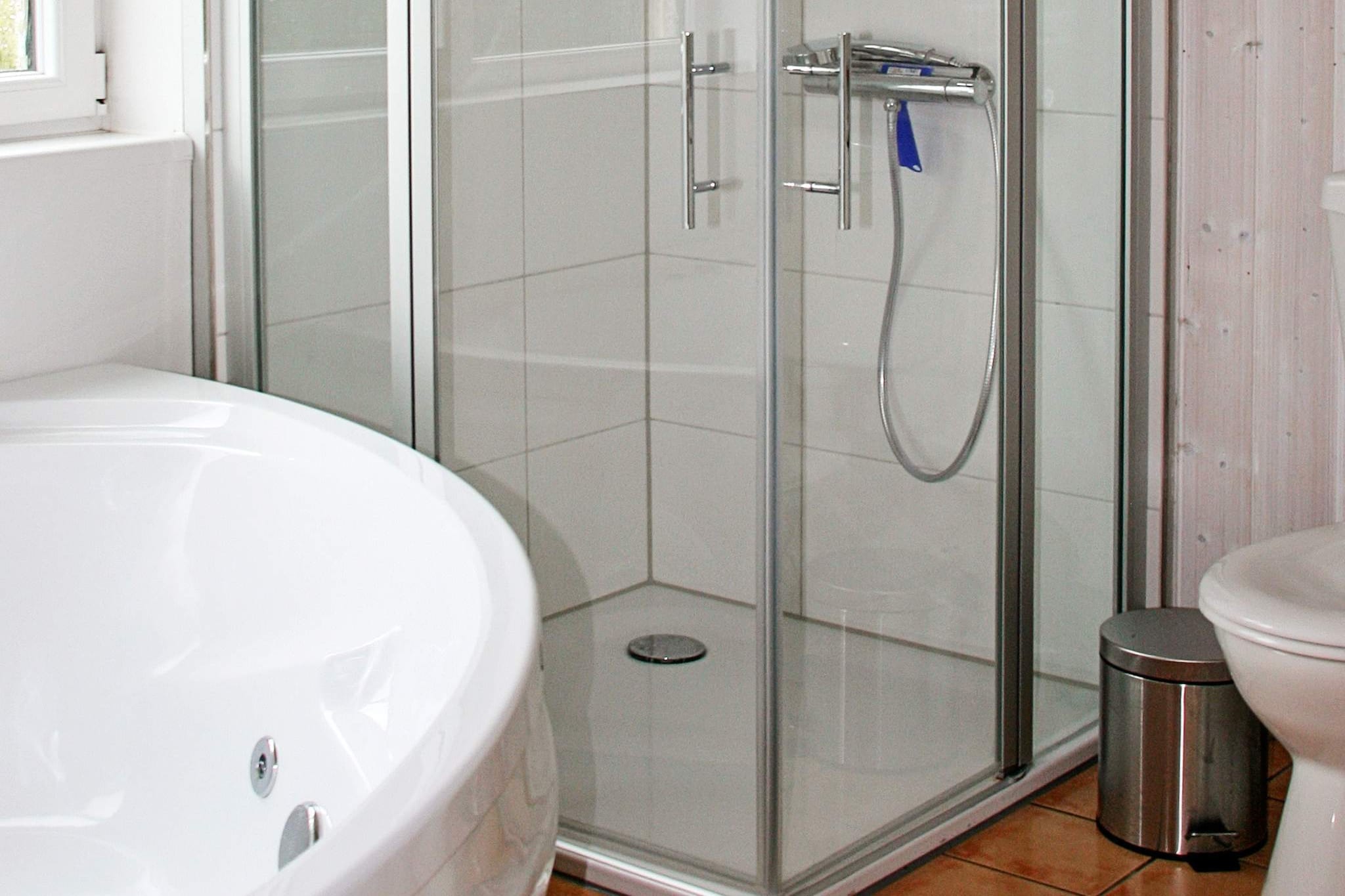 MERKUR 70+48 LOGGIA SW 2.R. - Spa