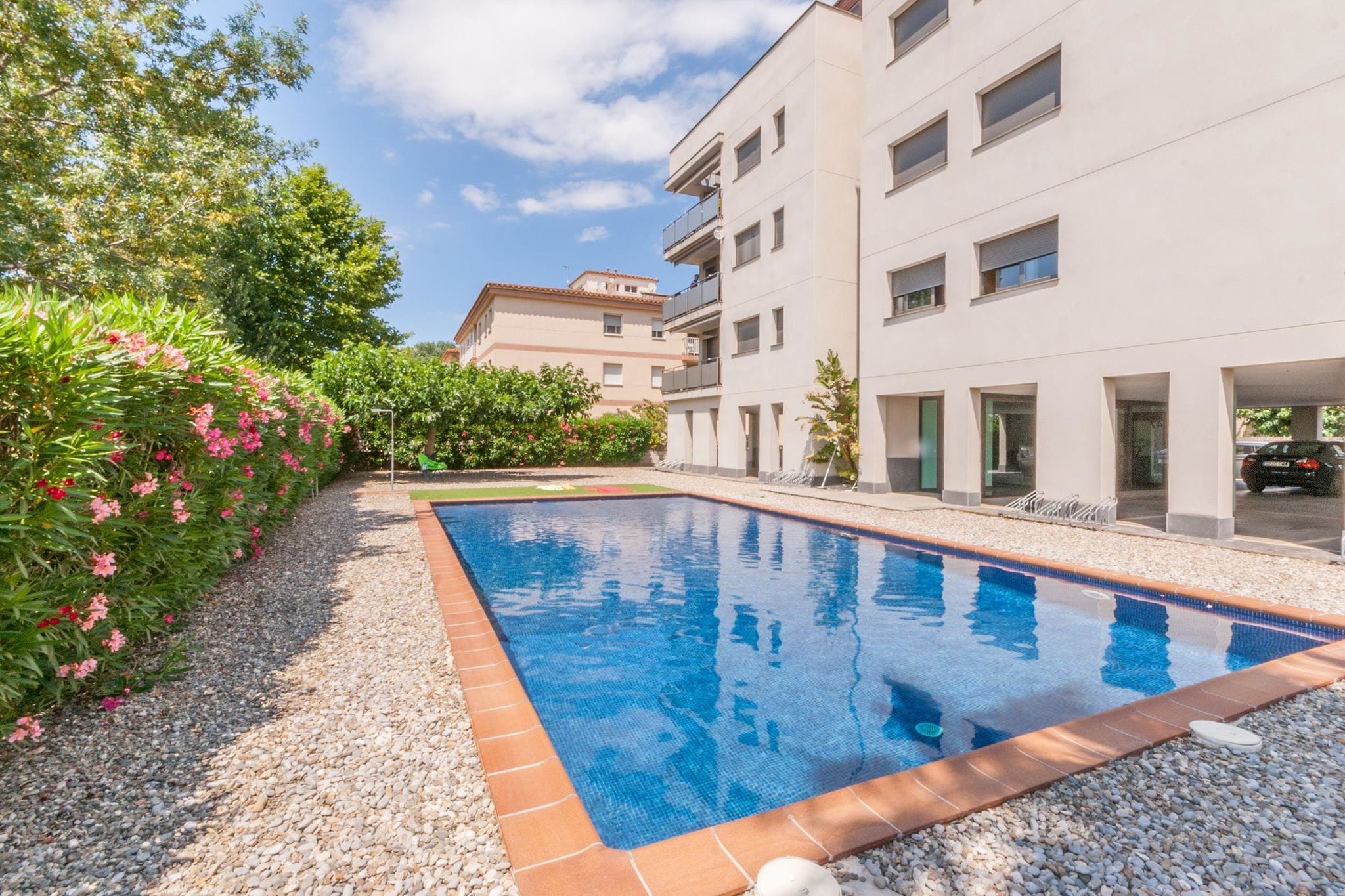 Bel appartement avec piscine commune à St Pere Pescador