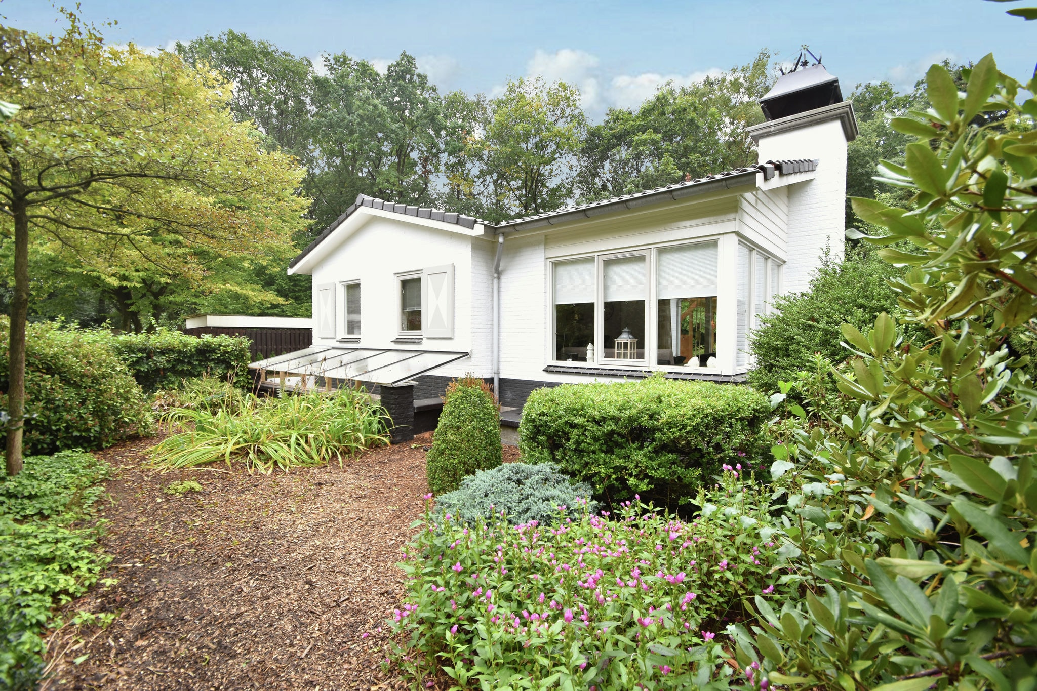 Lovely holiday home in Rijssen-Holten with garden