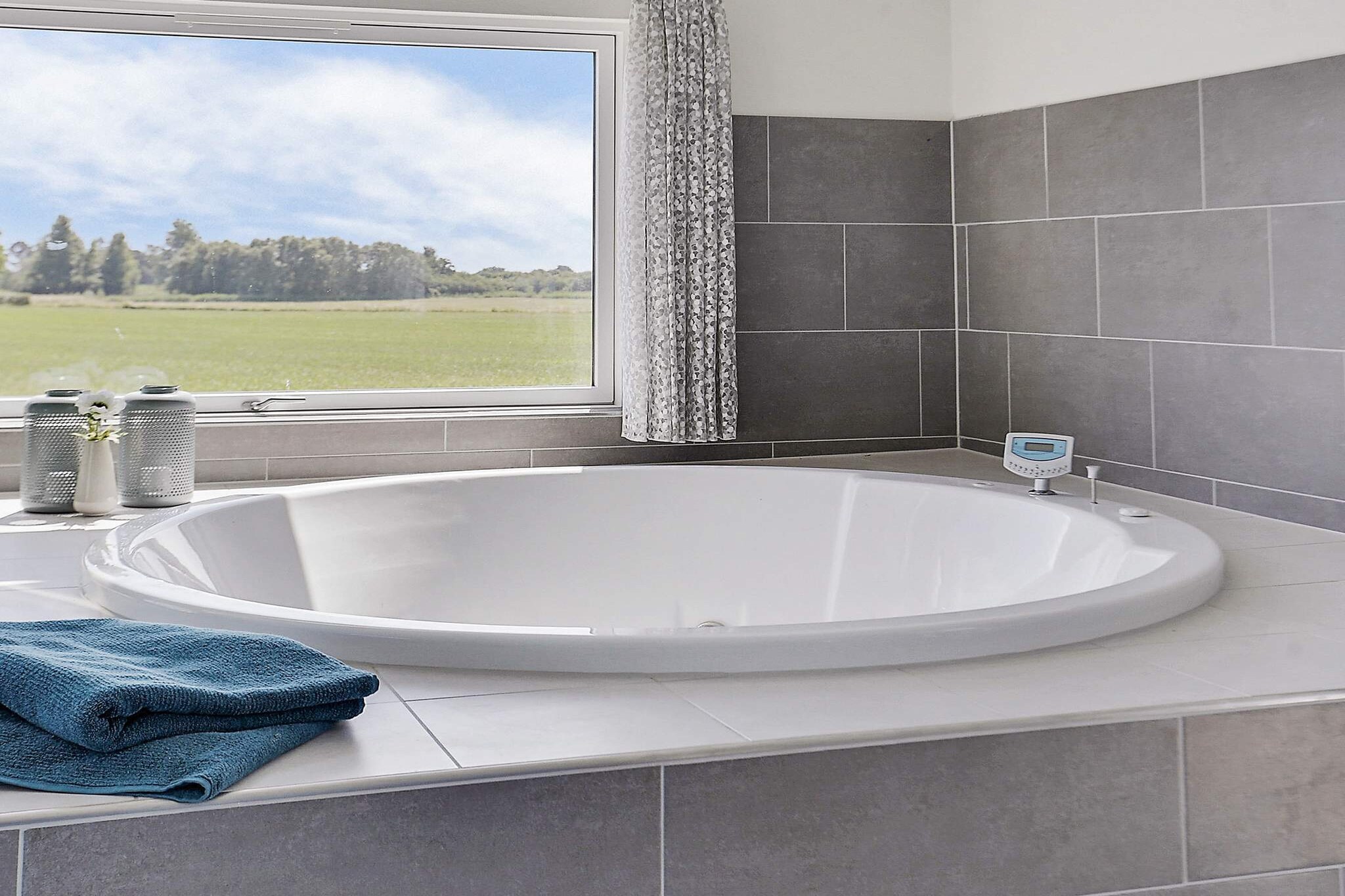 Luxe vakantieverblijf met zwembad - Spa