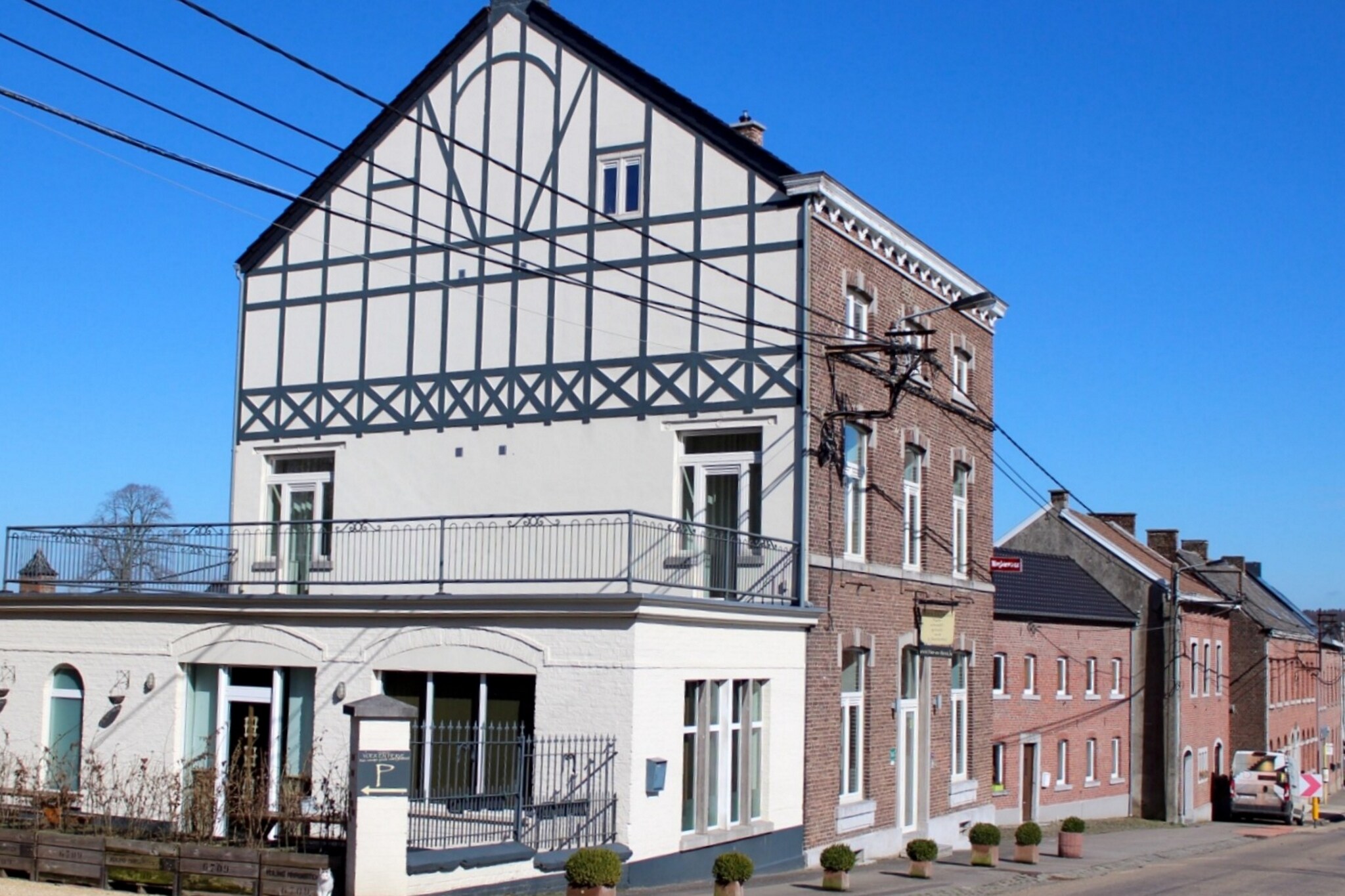 Grande maison de vacances avec immense jardin à Voeren