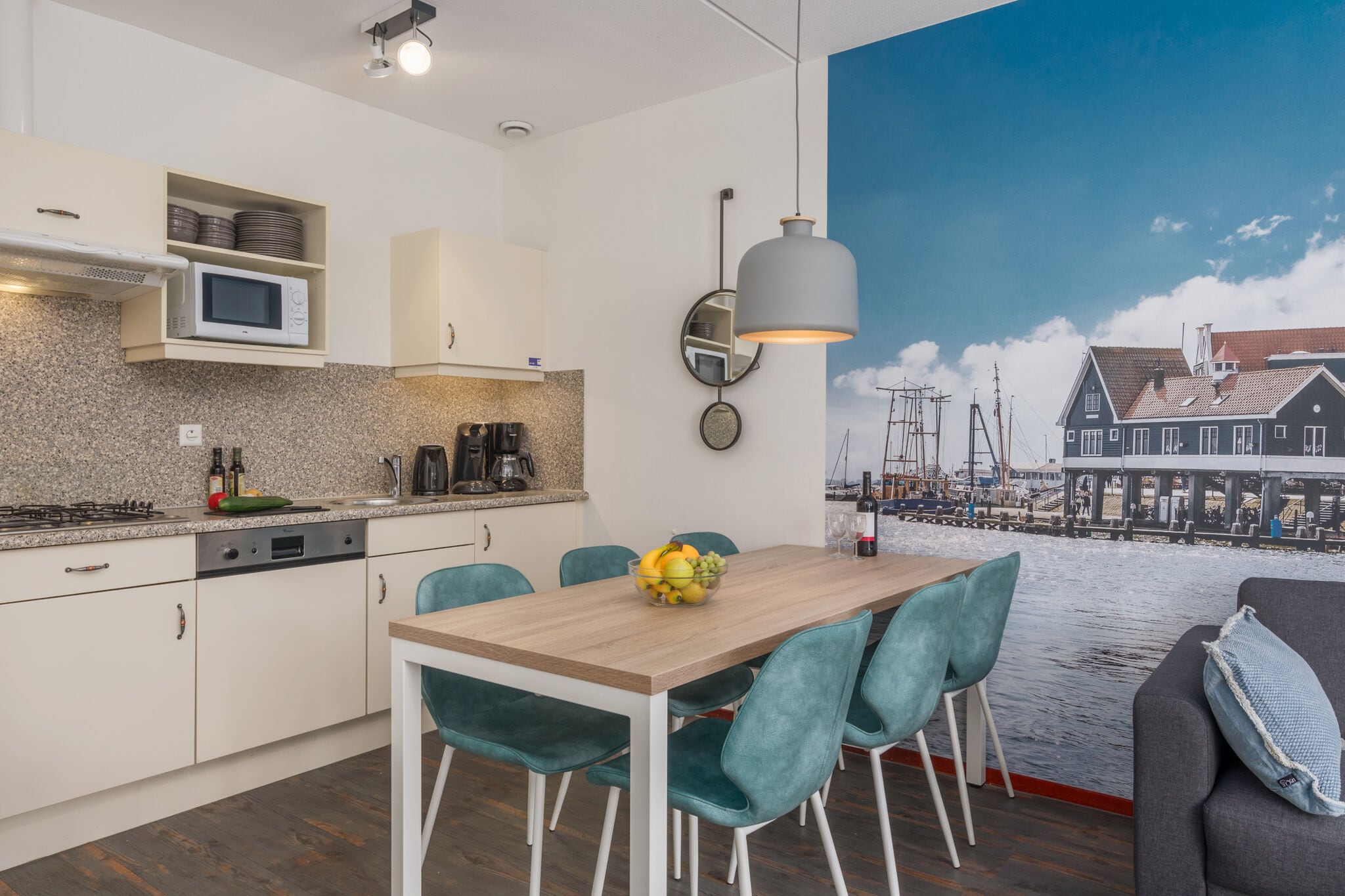 Restyled apartment on the Markermeer