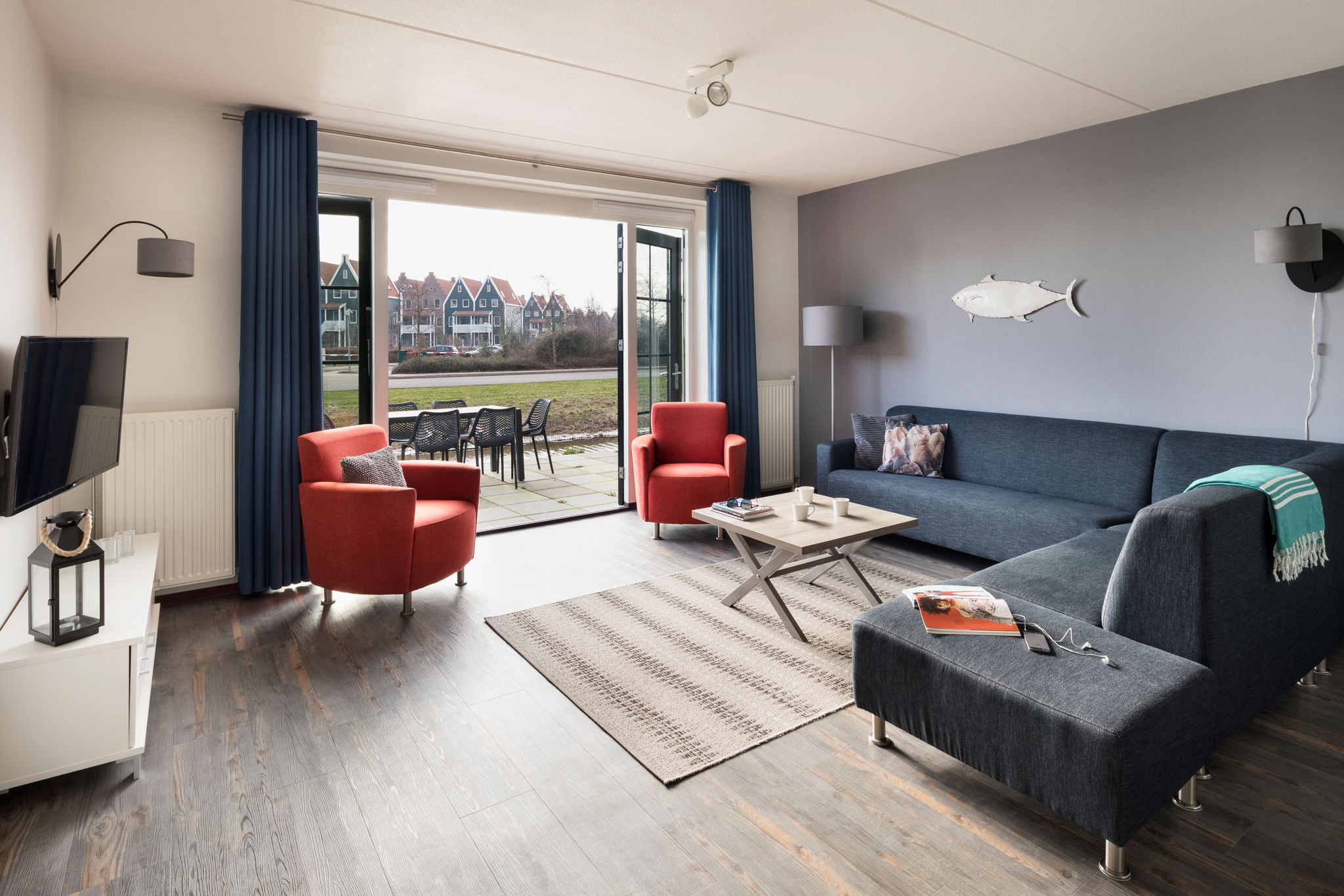 Gerestyld appartement in Volendamse stijl aan het Markermeer