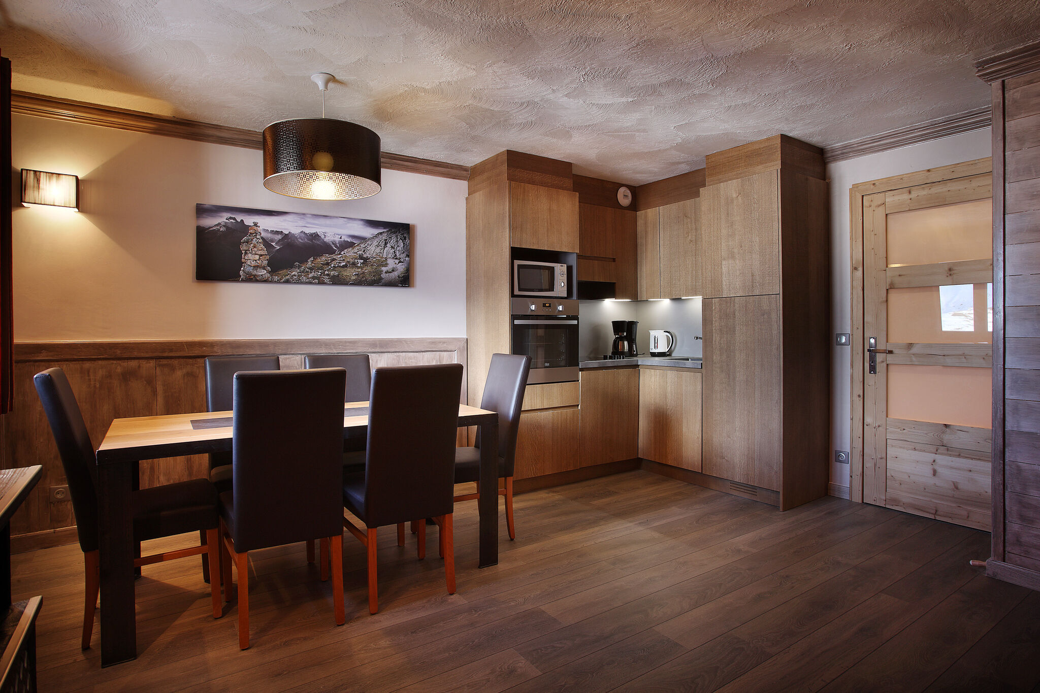 Luxe comfortabel appartement aan de piste nabij Val Thorens