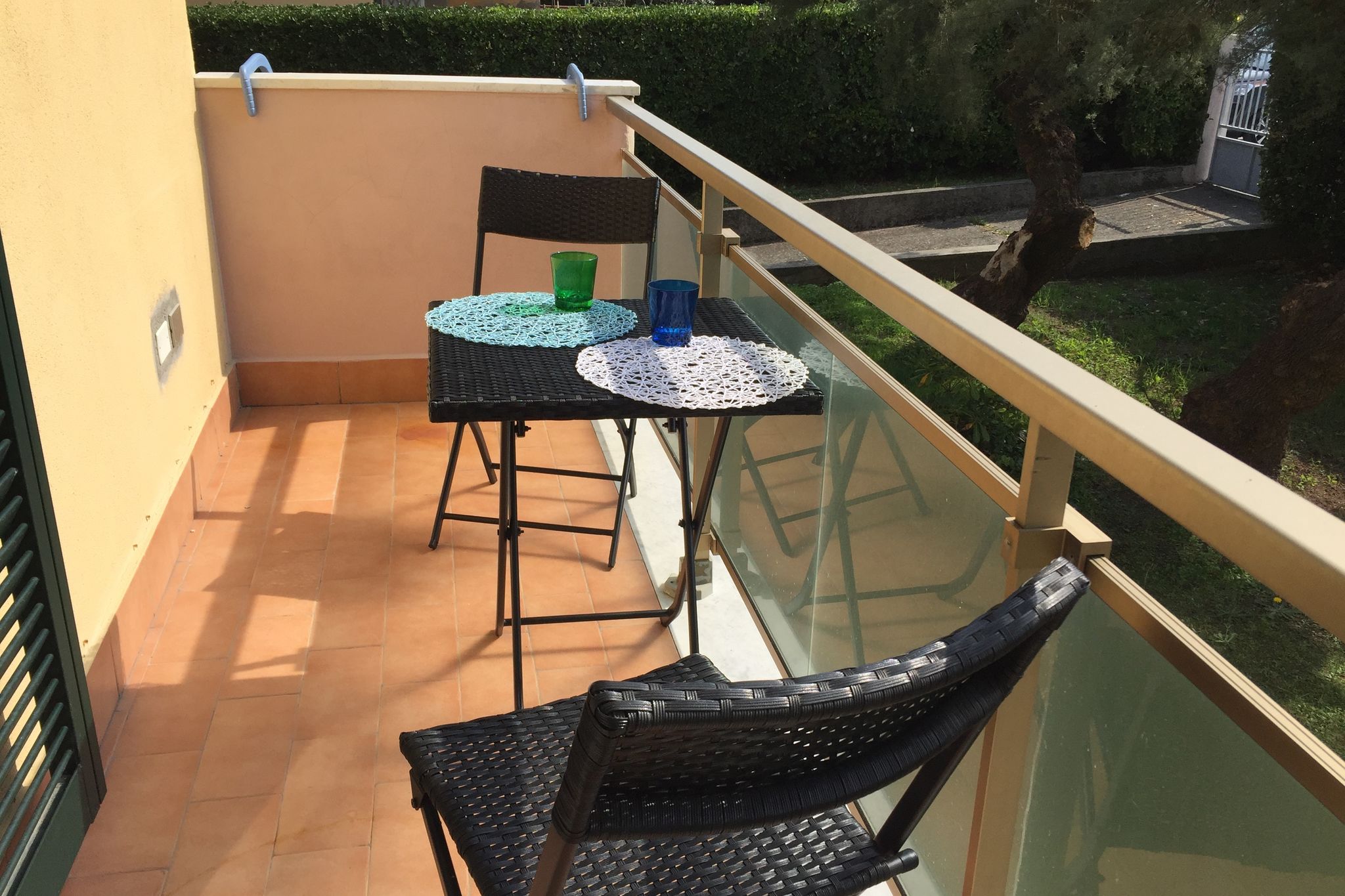 Maison de vacances confortable avec terrasse à Carrare