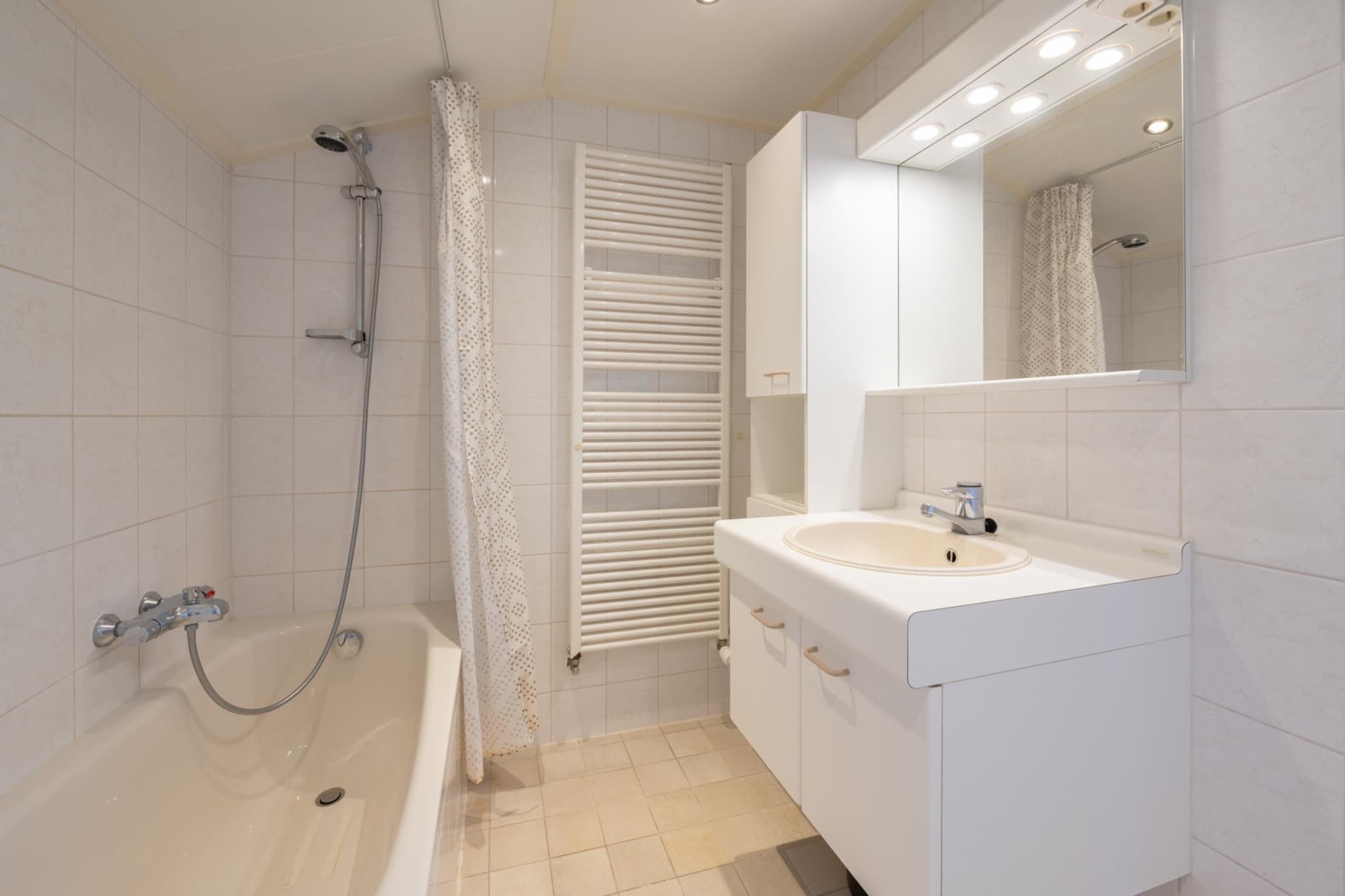 Wilgenlaan 1-Bathroom